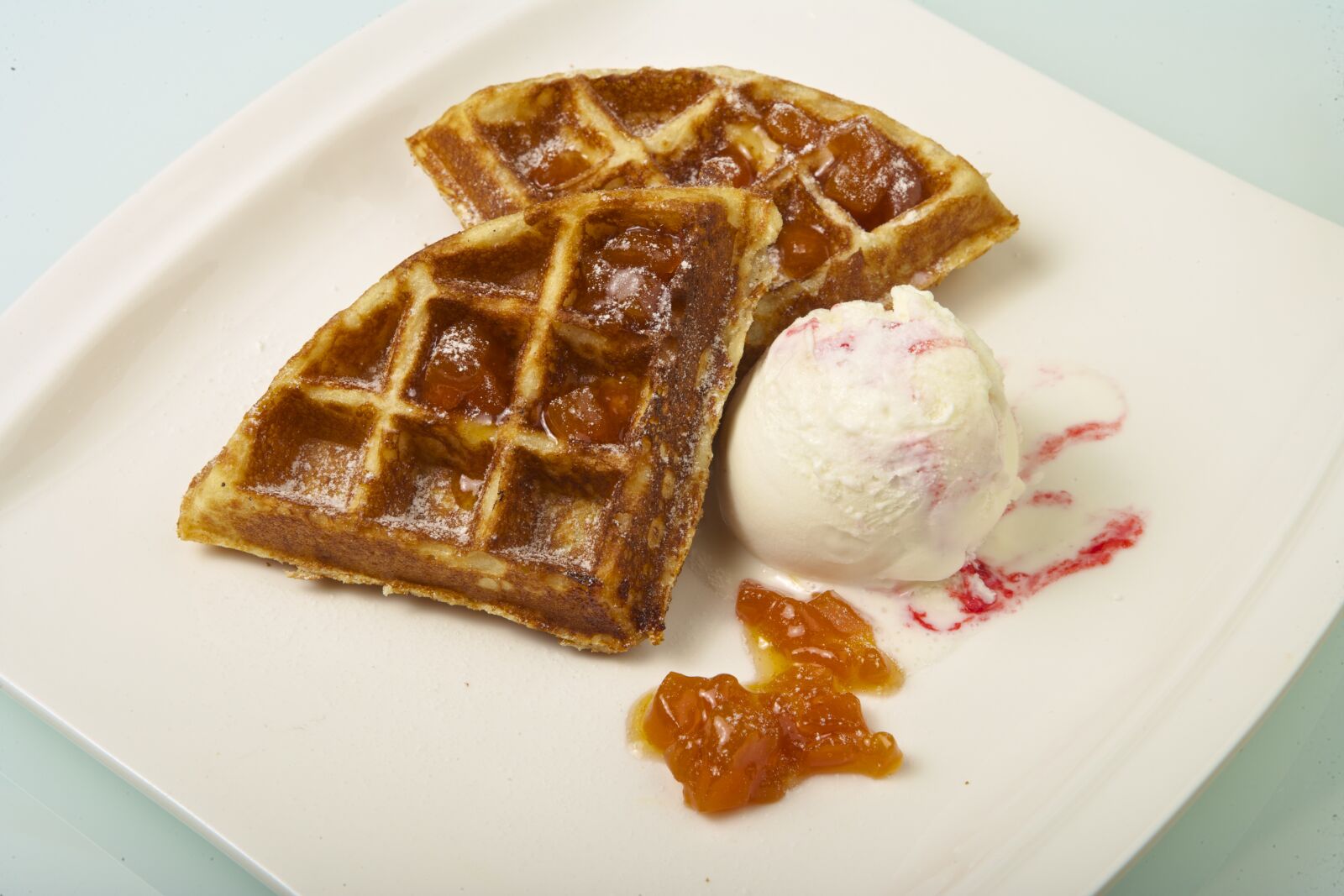 Canon EOS-1Ds Mark II sample photo. Waffle, sweet, ice cream photography