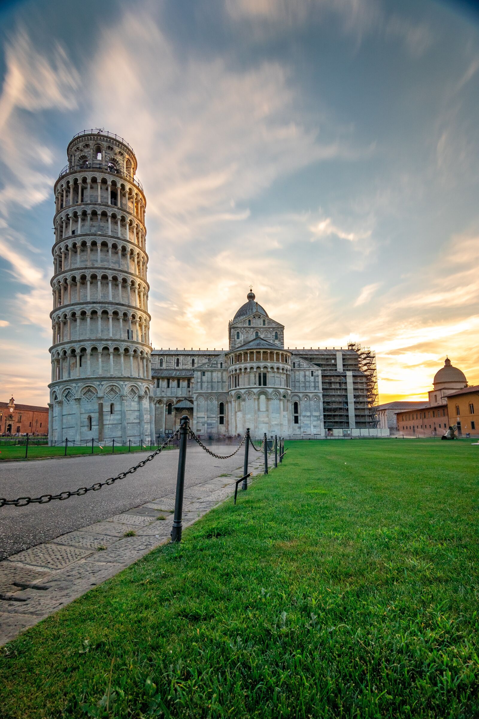 Tokina AT-X Pro 11-16mm F2.8 DX II sample photo. Pisa, slate tower, italy photography