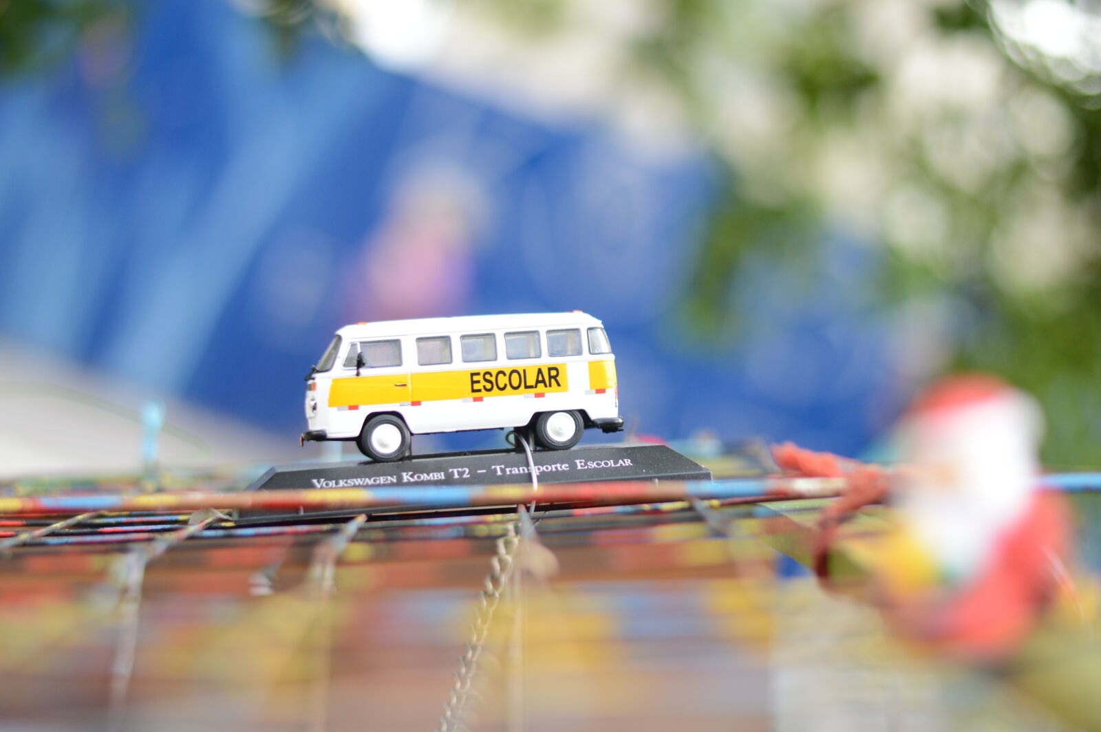 Nikon D3200 + Nikon AF-S Nikkor 50mm F1.8G sample photo. Miniature, miniature, toy, minimalism photography