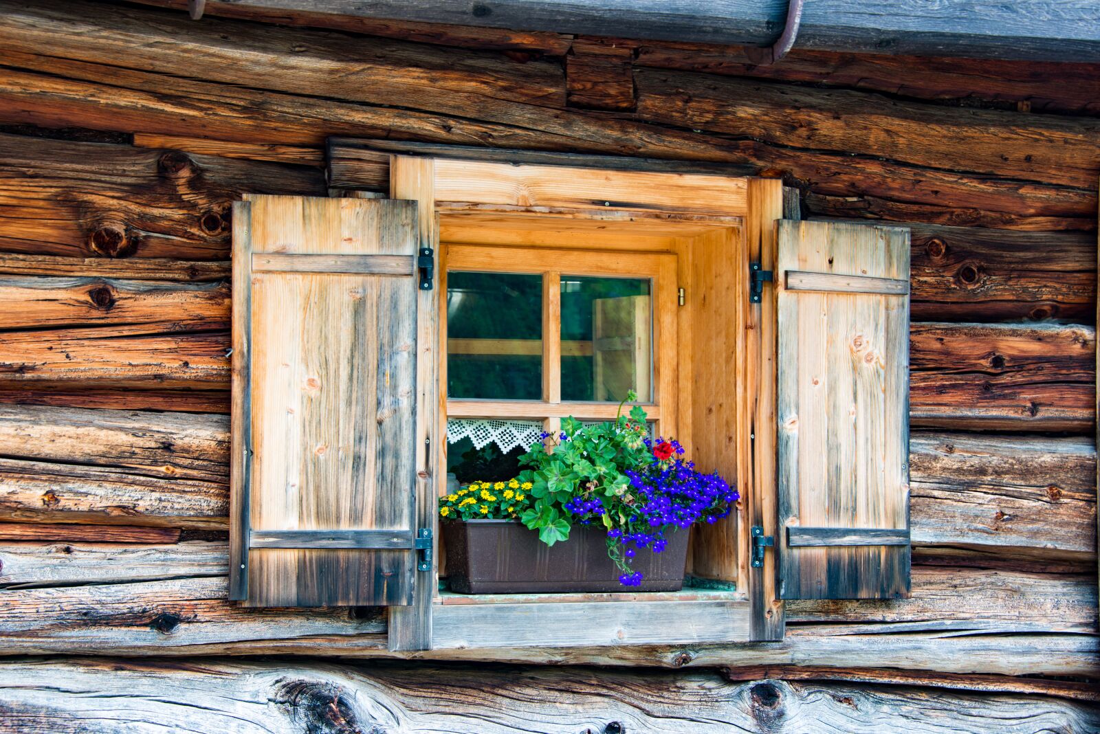 Nikon D800 sample photo. Window, wood, wooden windows photography