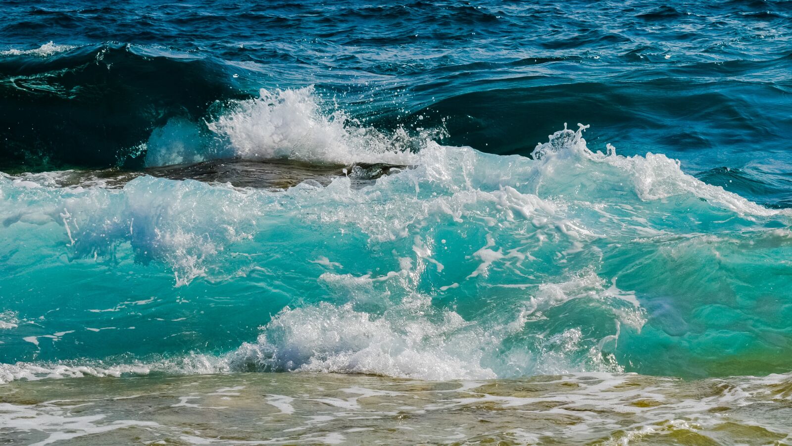 Nikon D3300 sample photo. Wave, transparent, sea photography