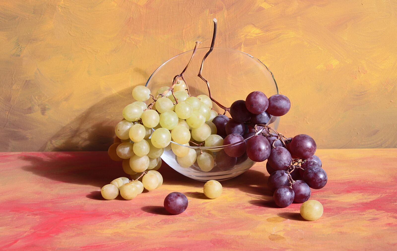 Canon EOS 700D (EOS Rebel T5i / EOS Kiss X7i) sample photo. Fruit, grapes, still life photography