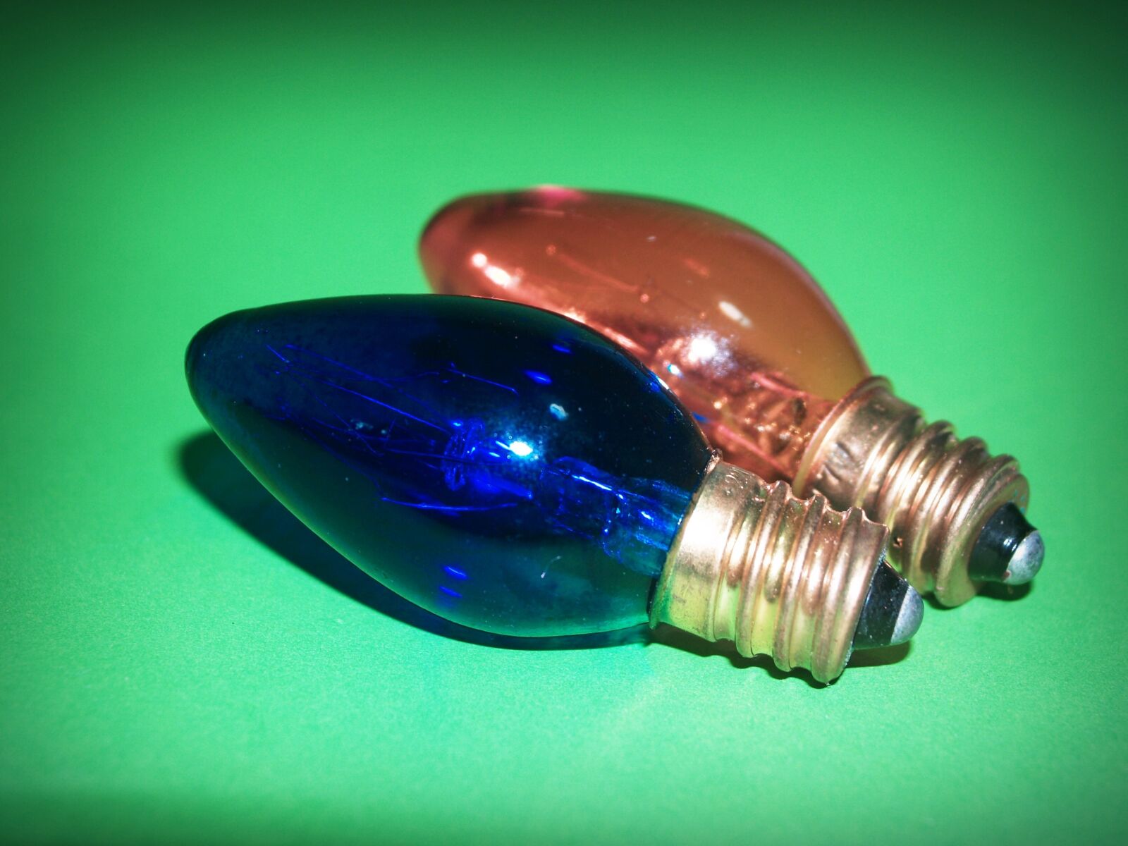 Olympus E-300 (EVOLT E-300) sample photo. Lights, string, bulbs photography