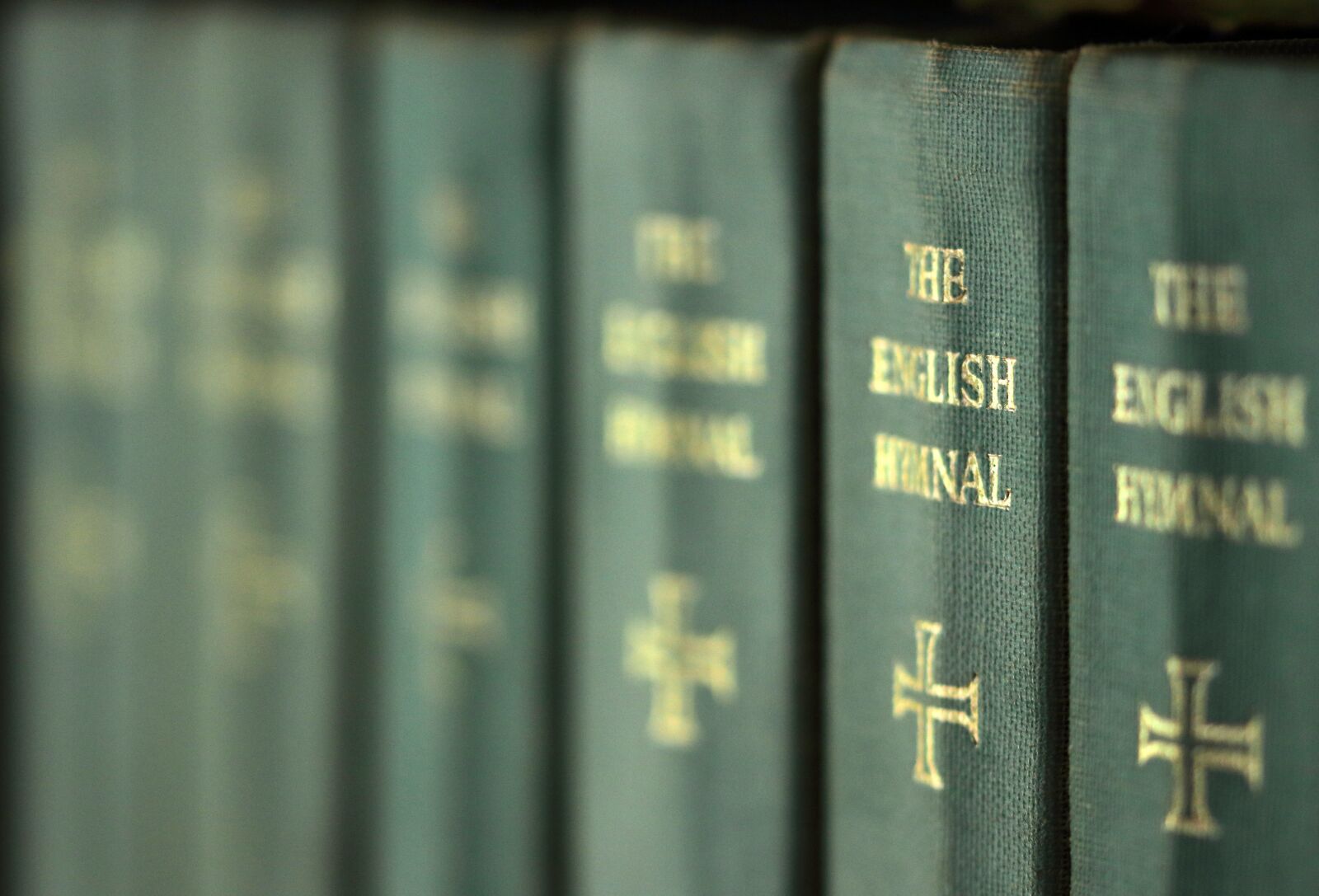 Canon EOS 80D sample photo. Hymnals, books, church photography