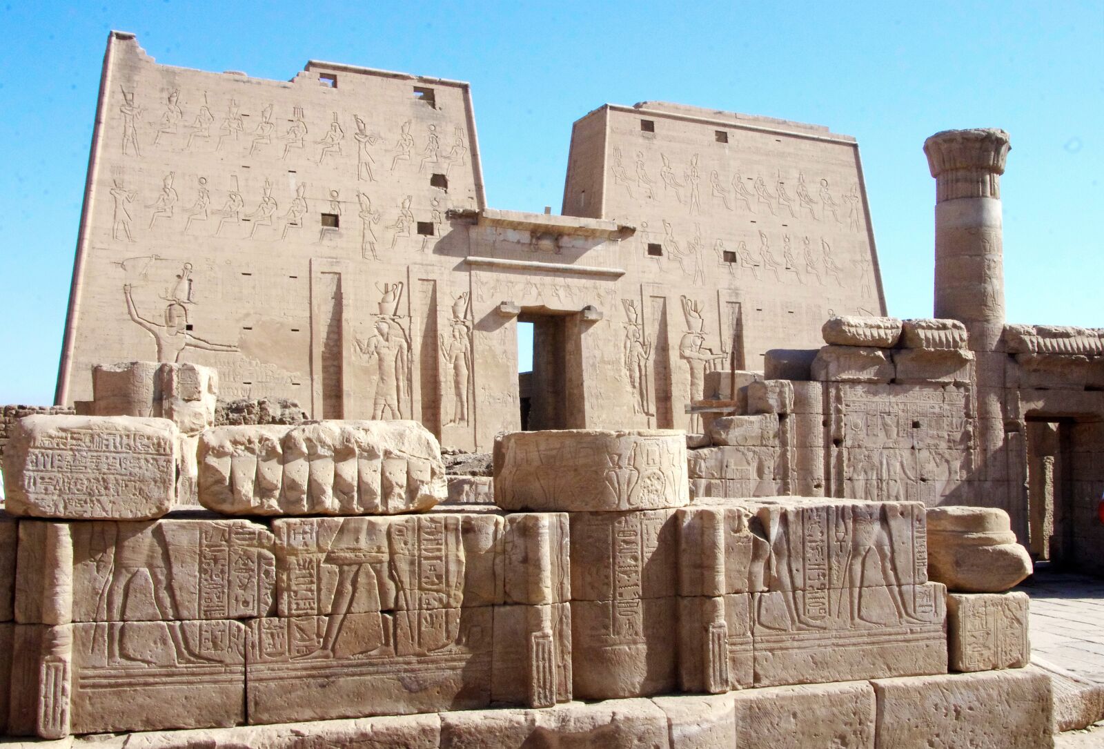 Pentax K-5 sample photo. Egypt, edfu, temple photography
