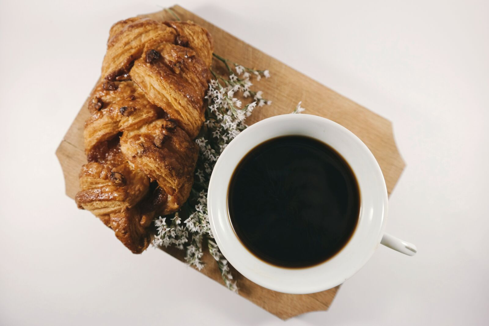 Samsung NX300 sample photo. Black, coffee, bread, breakfast photography
