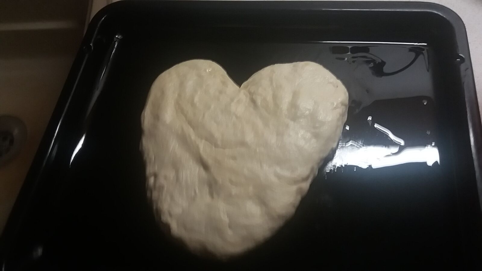 Samsung Galaxy J5 sample photo. Heart, love, pasta, pizza photography
