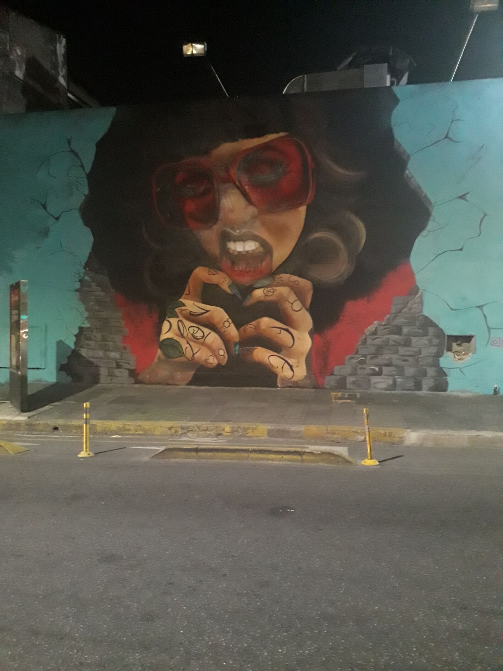 Samsung Galaxy J4 sample photo. Mural, mujer, ruda photography