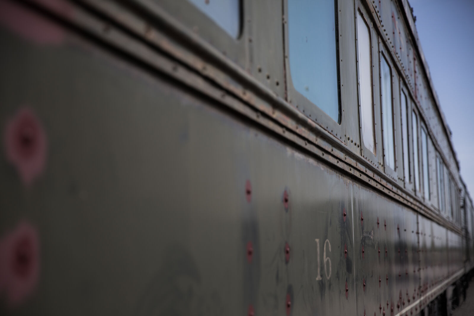 Canon EOS 5D Mark III sample photo. Equipment, train, train, station photography