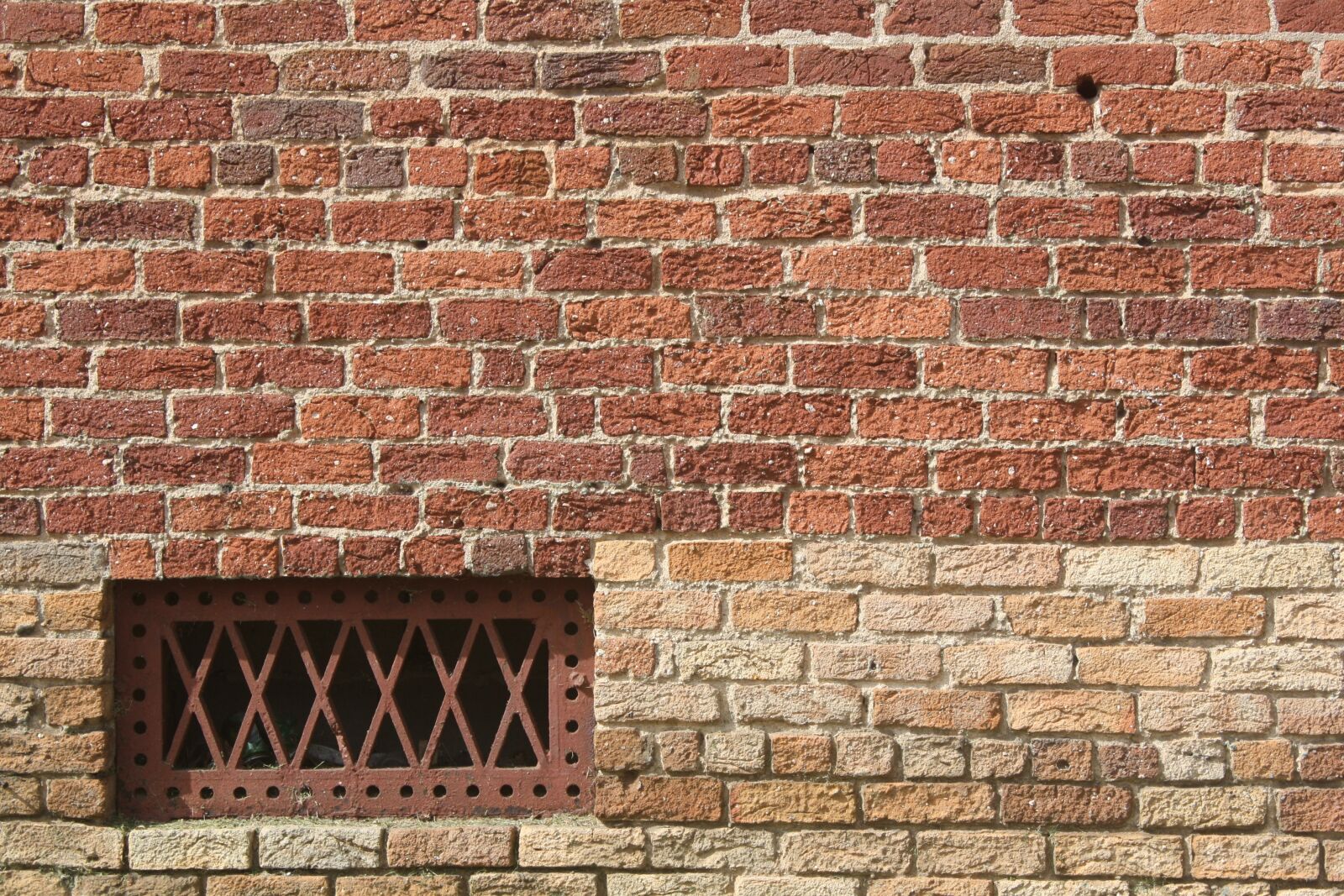 Canon EOS 1000D (EOS Digital Rebel XS / EOS Kiss F) sample photo. Brick, background, grate photography