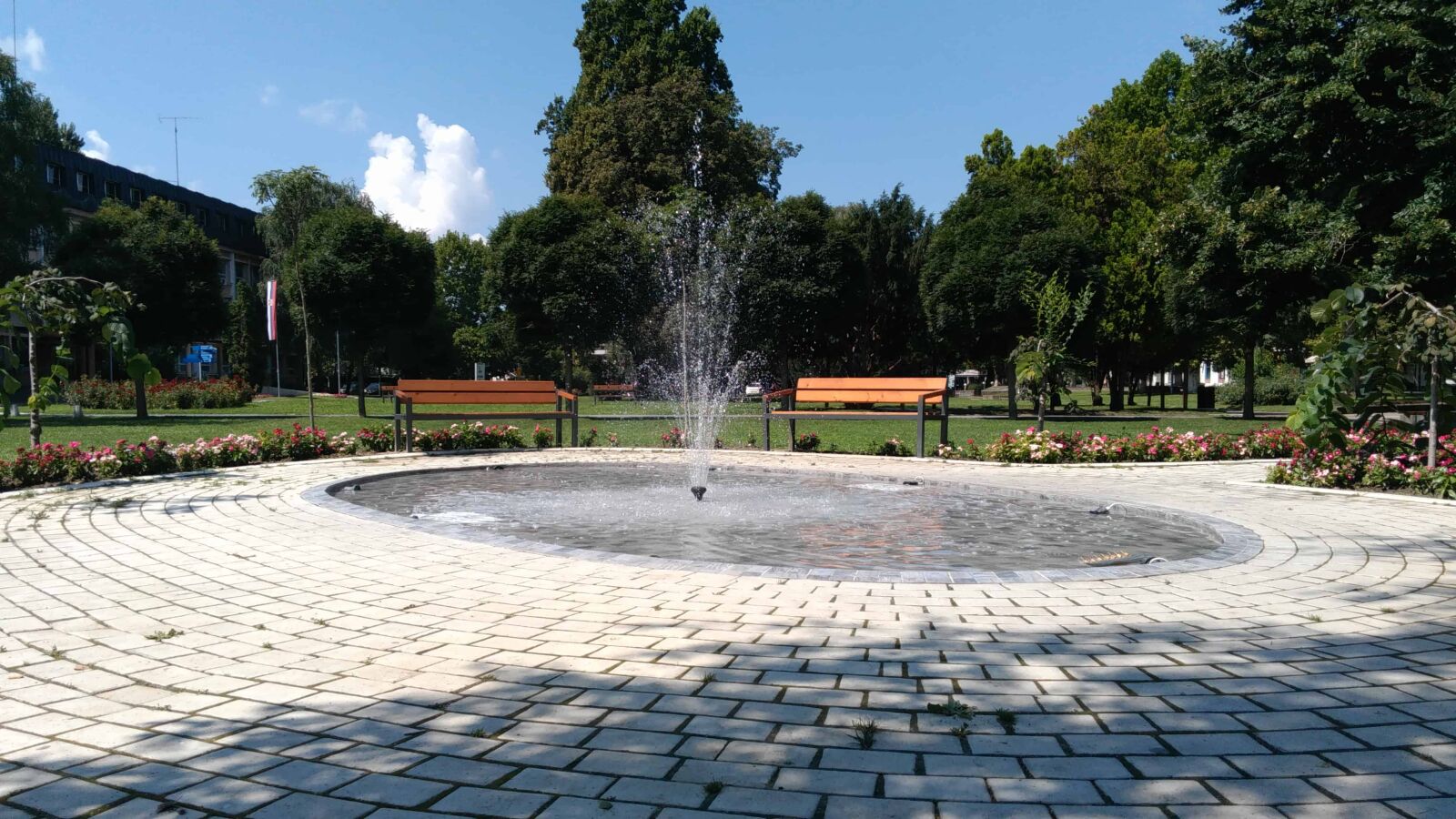 Lenovo S60-A sample photo. Garden, urban, city, fountain photography