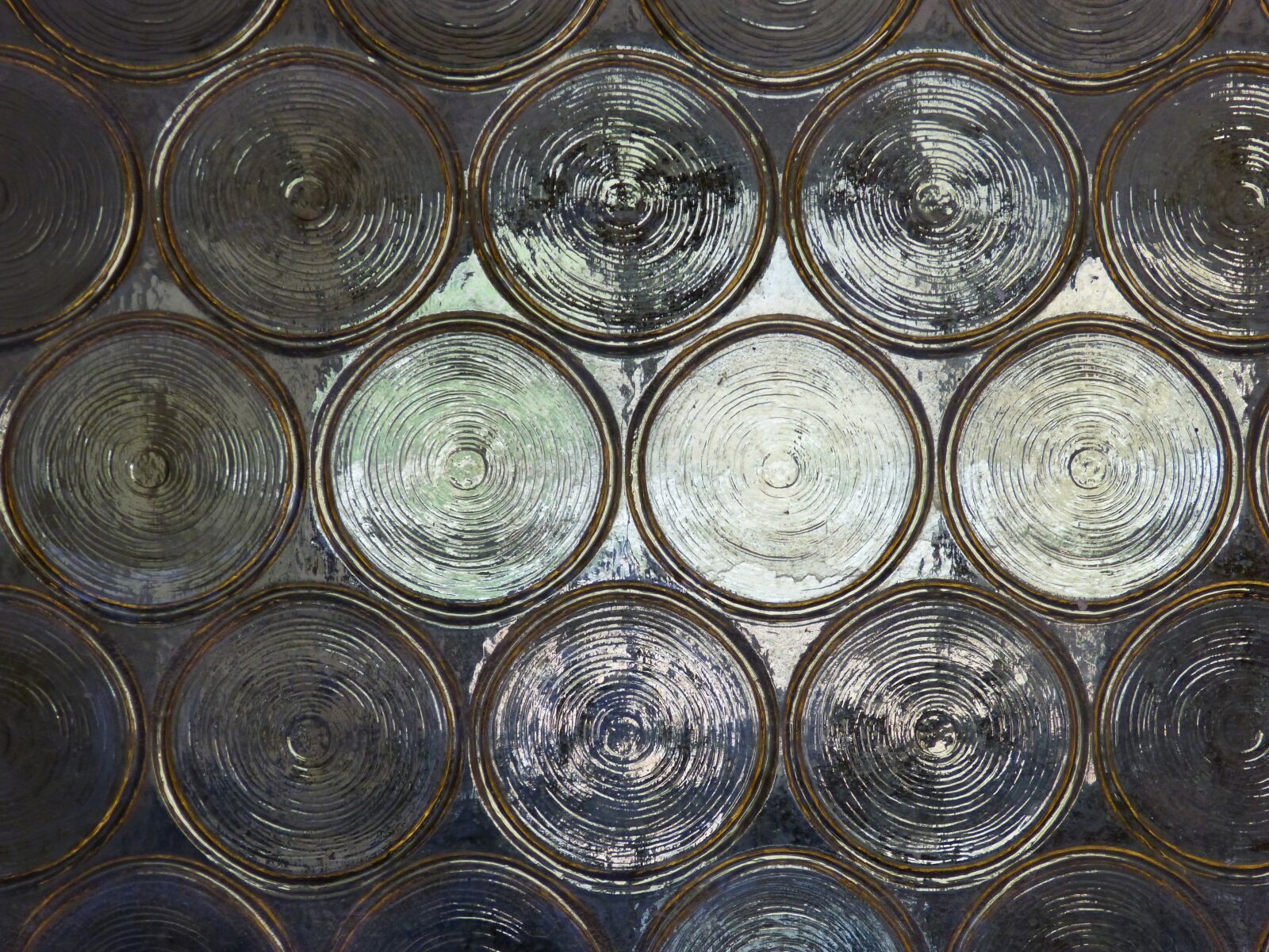 Panasonic DMC-FZ62 sample photo. Glass, background, translucent photography