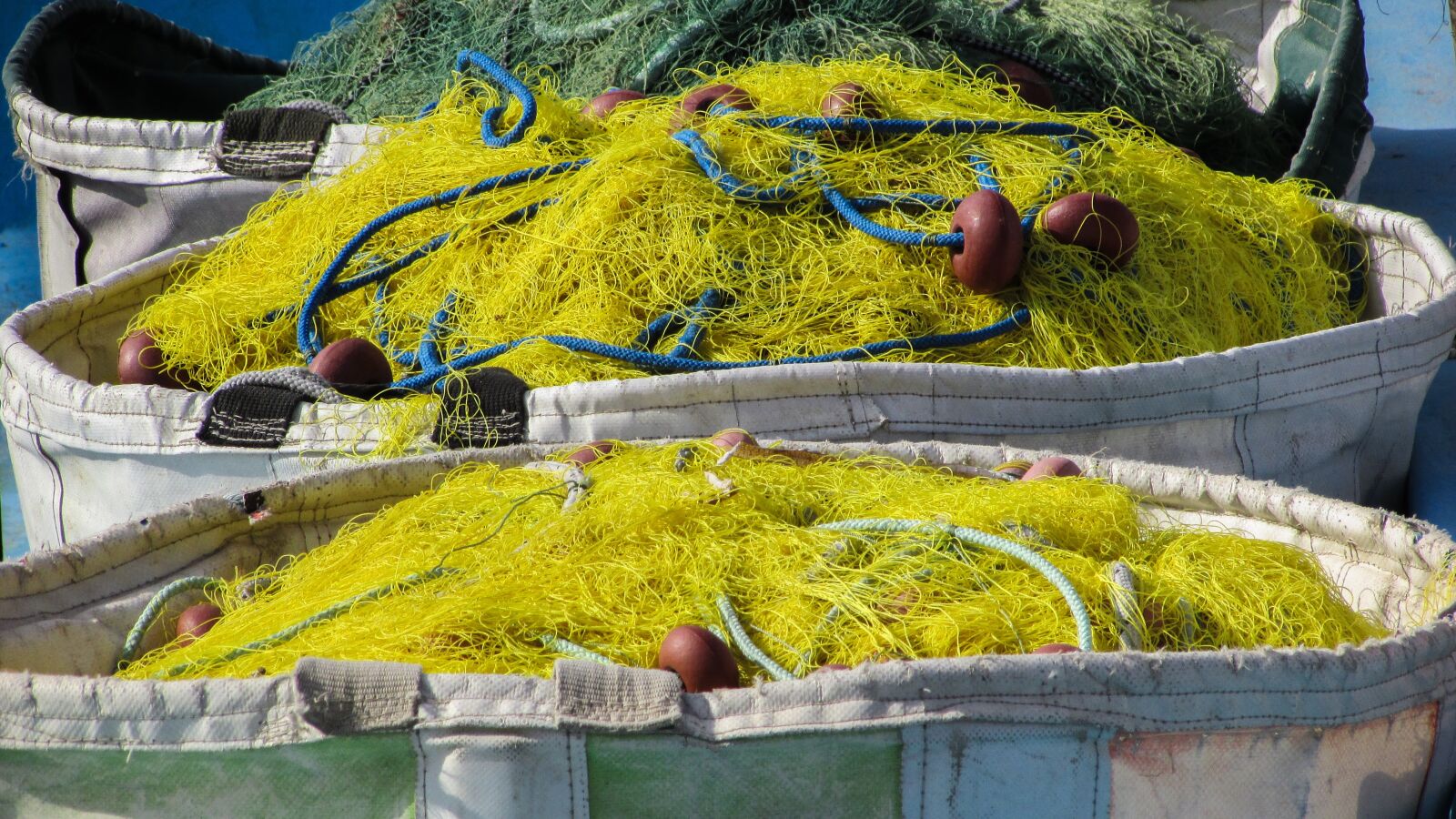Canon PowerShot SX400 IS sample photo. Nets, boat, fishing photography