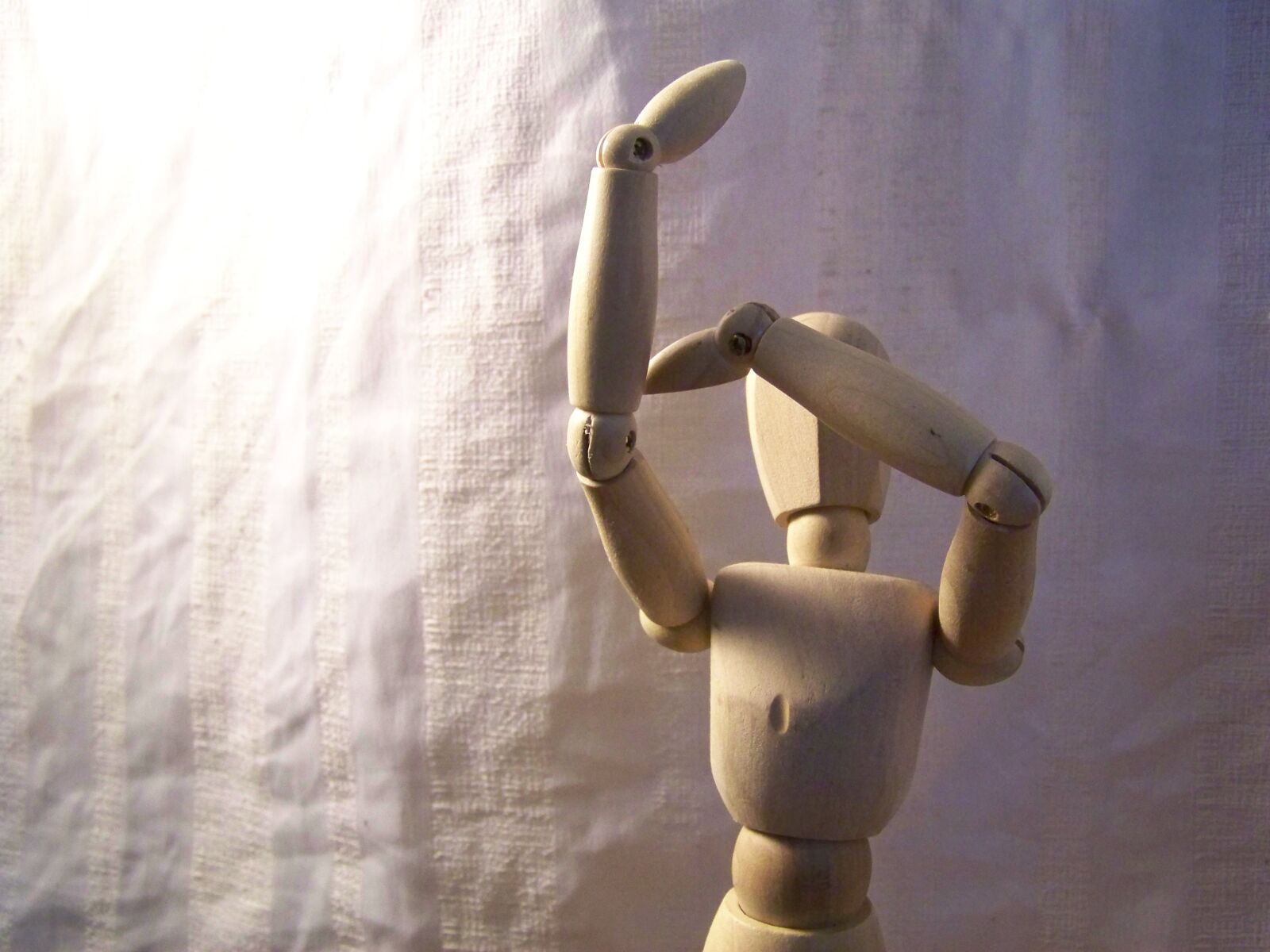 Kodak EASYSHARE ZD710 ZOOM DIGITAL CAMERA sample photo. Art, drawing, human, manikin photography