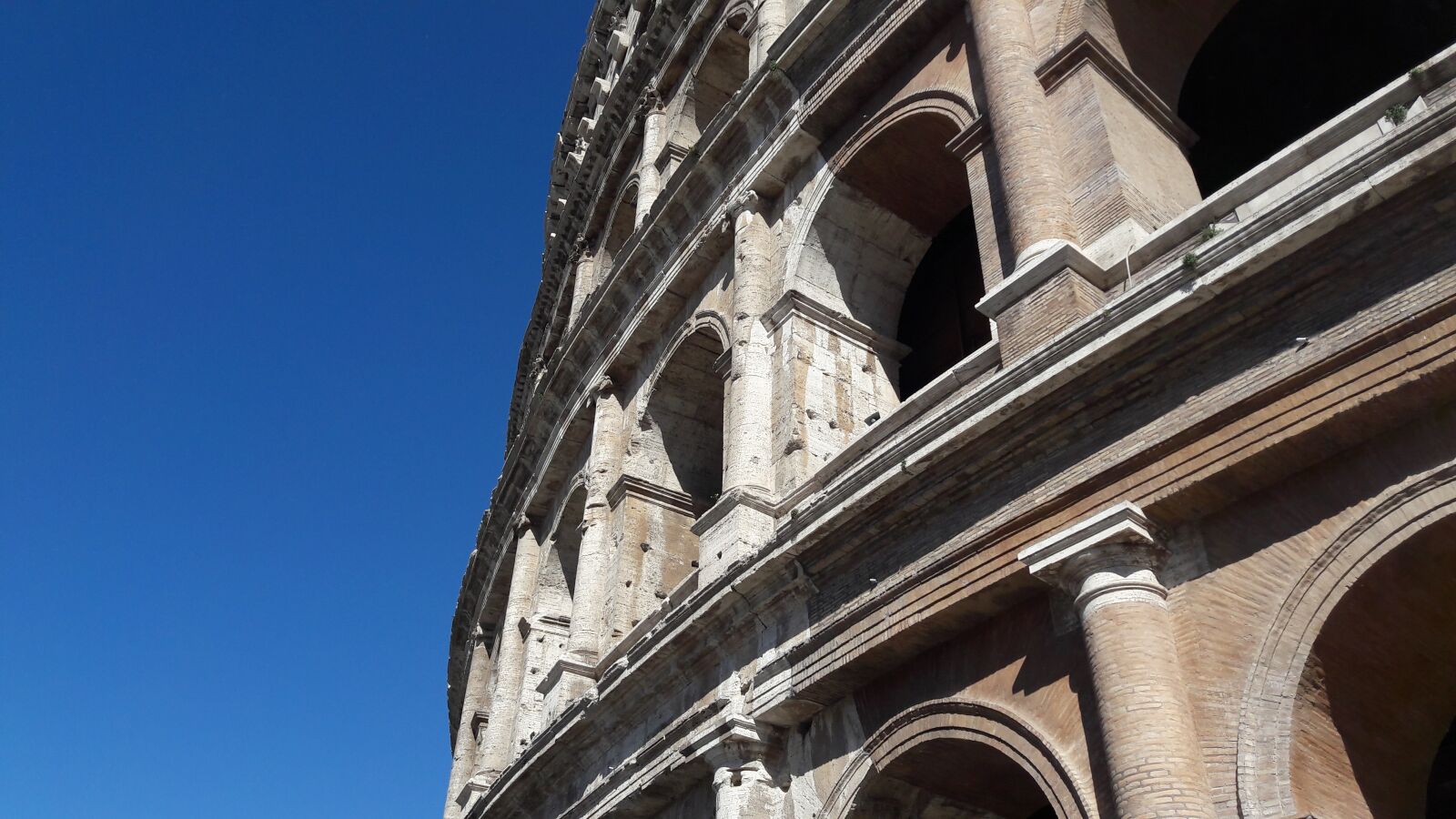 Samsung Galaxy A5(2016) sample photo. Rome, colosseum, arena photography
