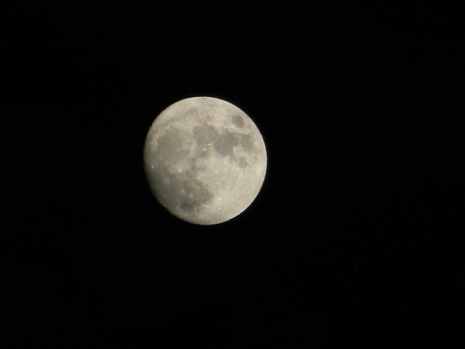 Nikon Coolpix L110 sample photo. Moon, phases, mons photography