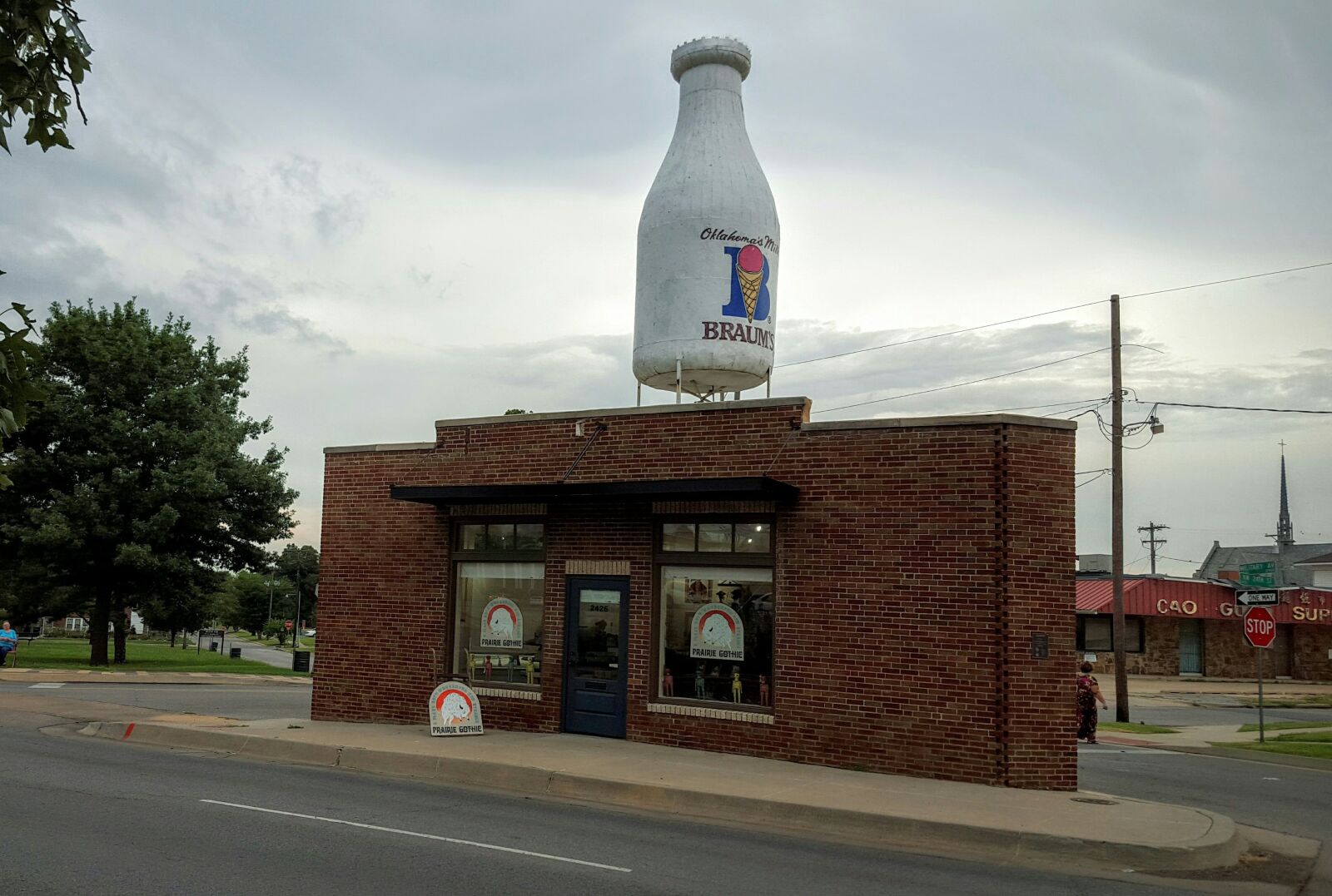 Samsung Galaxy S6 sample photo. Milk bottle, route 66 photography