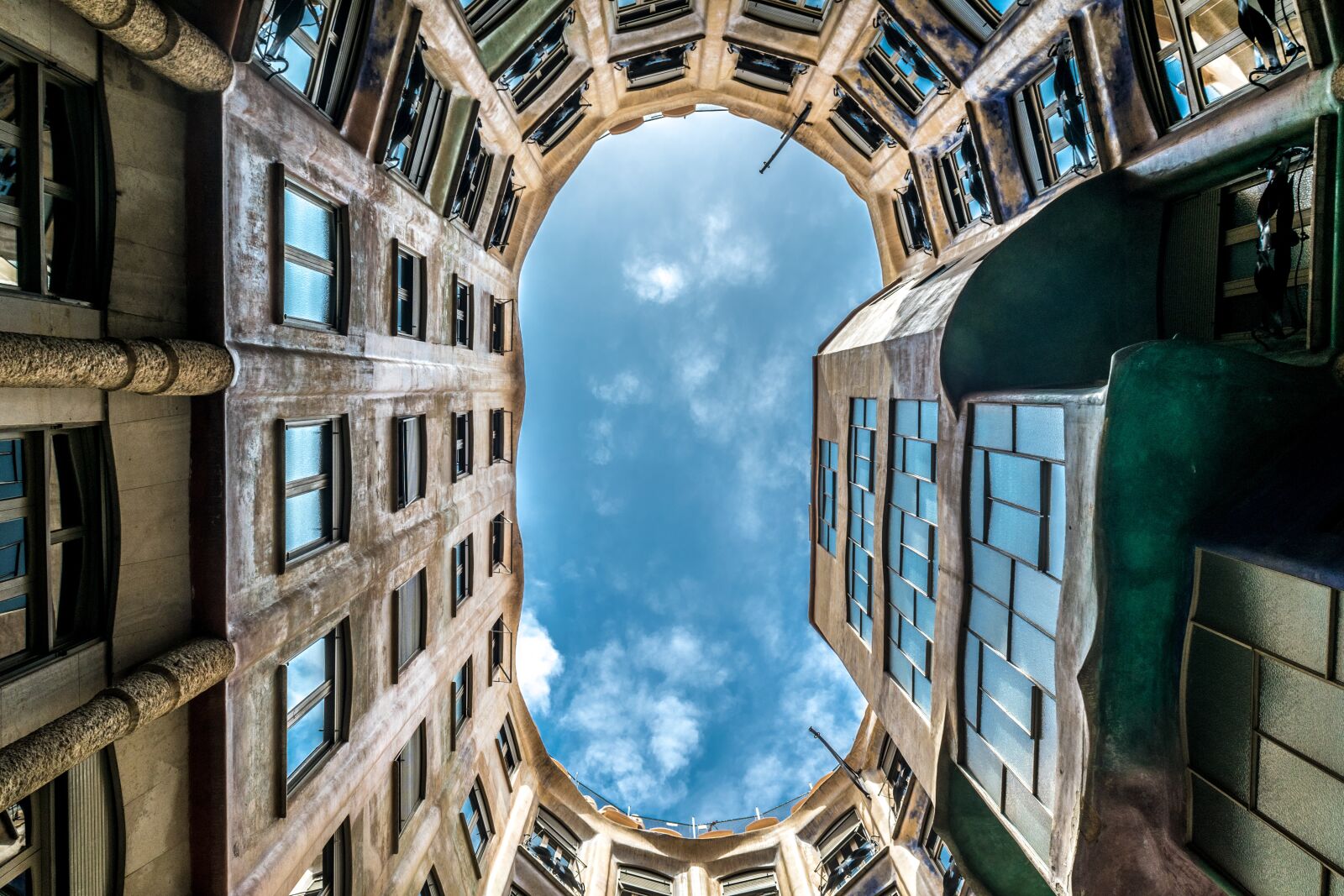 Nikon D5300 sample photo. Casa, mila, architecture photography