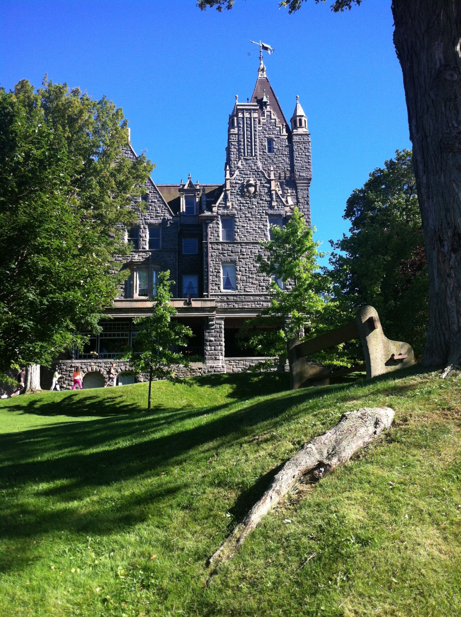 Apple iPhone 4 sample photo. Castle, architecture, thousand islands photography