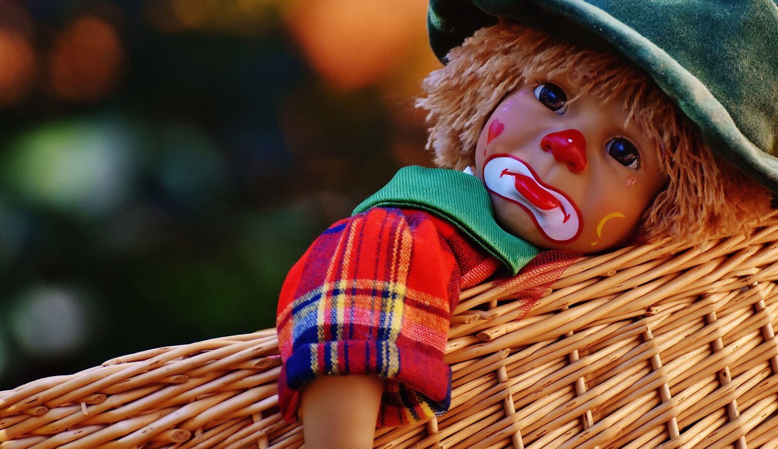 Nikon D7200 sample photo. Doll, clown, sad photography