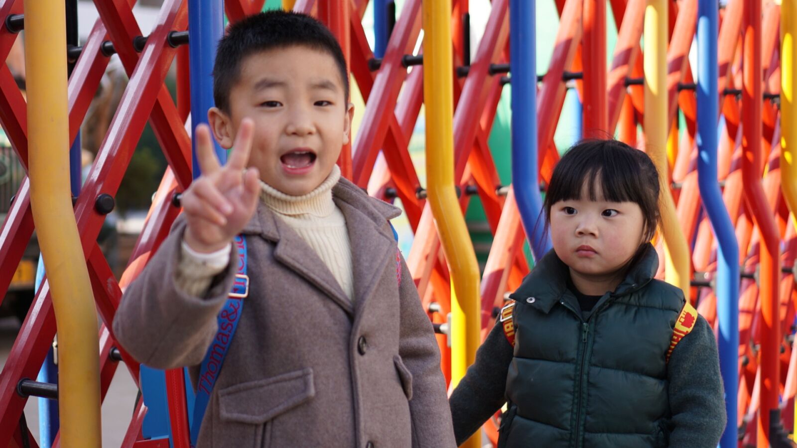 Sony a6000 + Sony E 35mm F1.8 OSS sample photo. Brother and sister, school photography