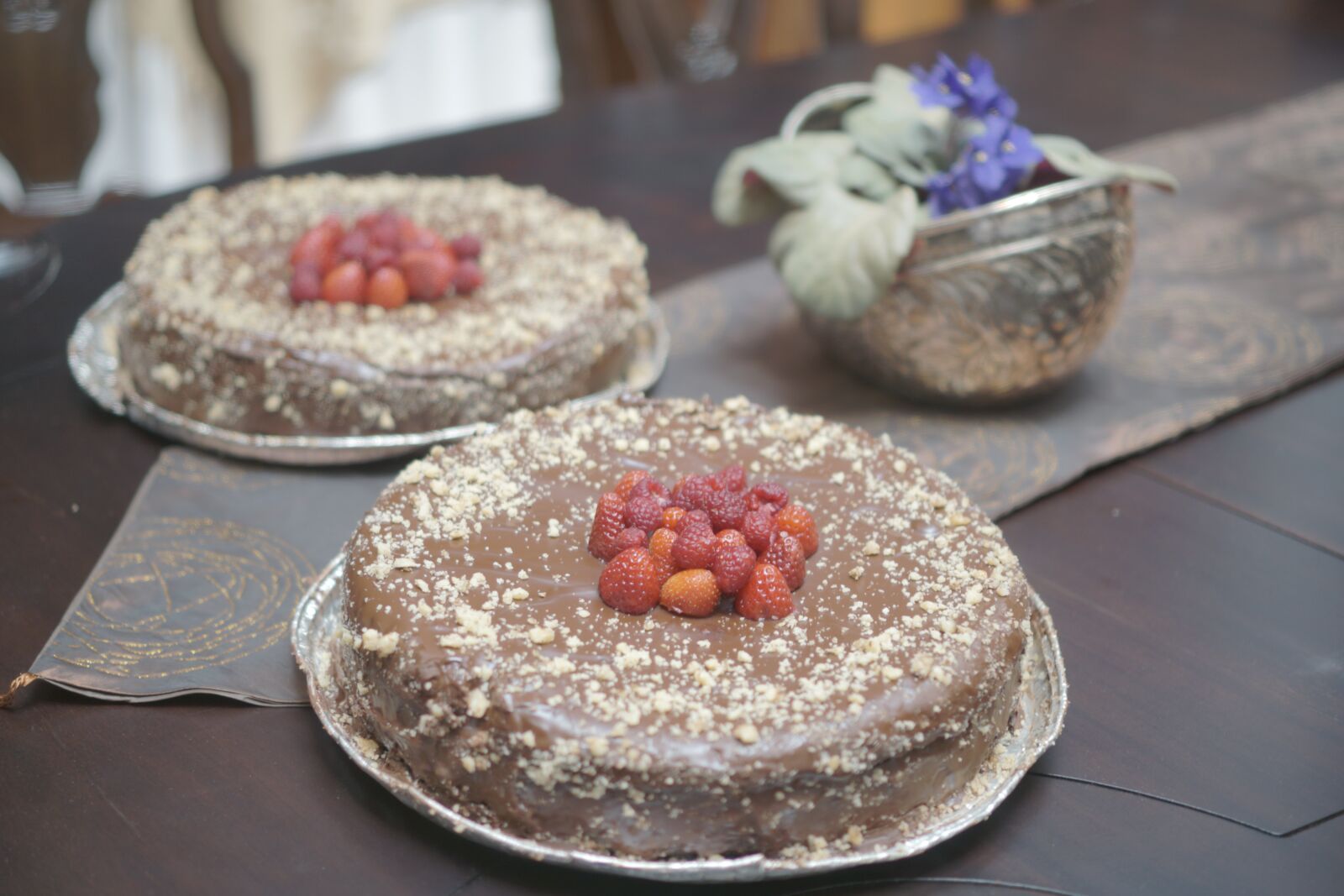 Sony a6000 + Sony E 35mm F1.8 OSS sample photo. Chocolate, cake, chocolate cake photography