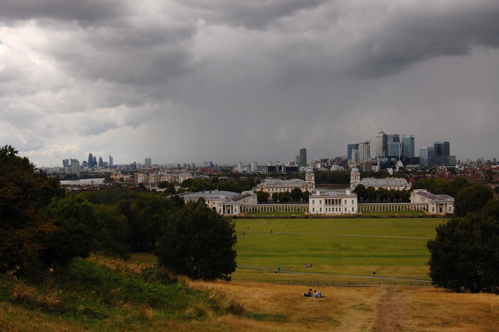 Nikon D40 sample photo. Greenwich, clouds, a storm photography