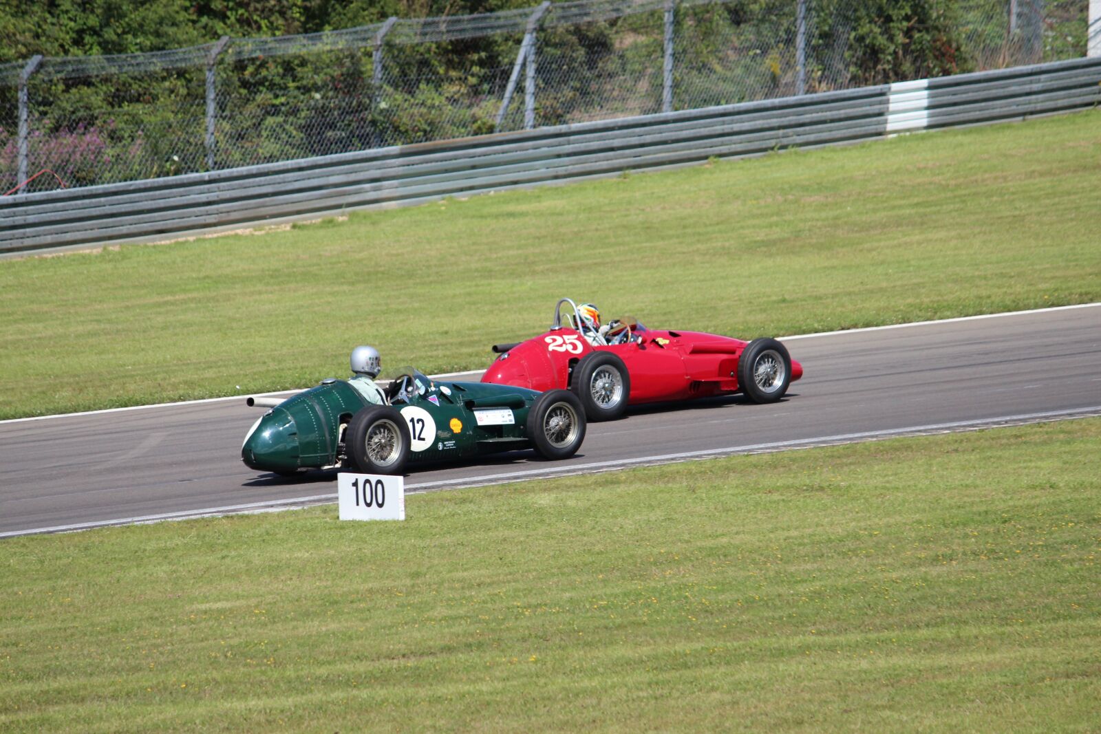 Canon EOS 600D (Rebel EOS T3i / EOS Kiss X5) sample photo. F1, formula 1, nürburgring photography