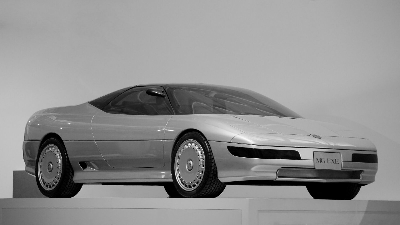Sony E 55-210mm F4.5-6.3 OSS sample photo. Car, prototype, automobile photography