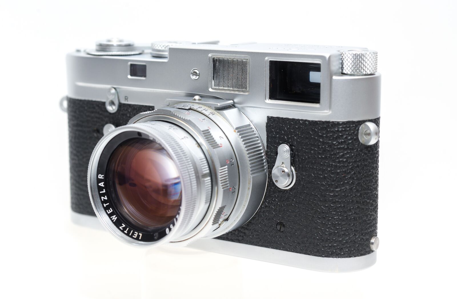 Nikon D610 sample photo. Leica, camera, rangefinder photography