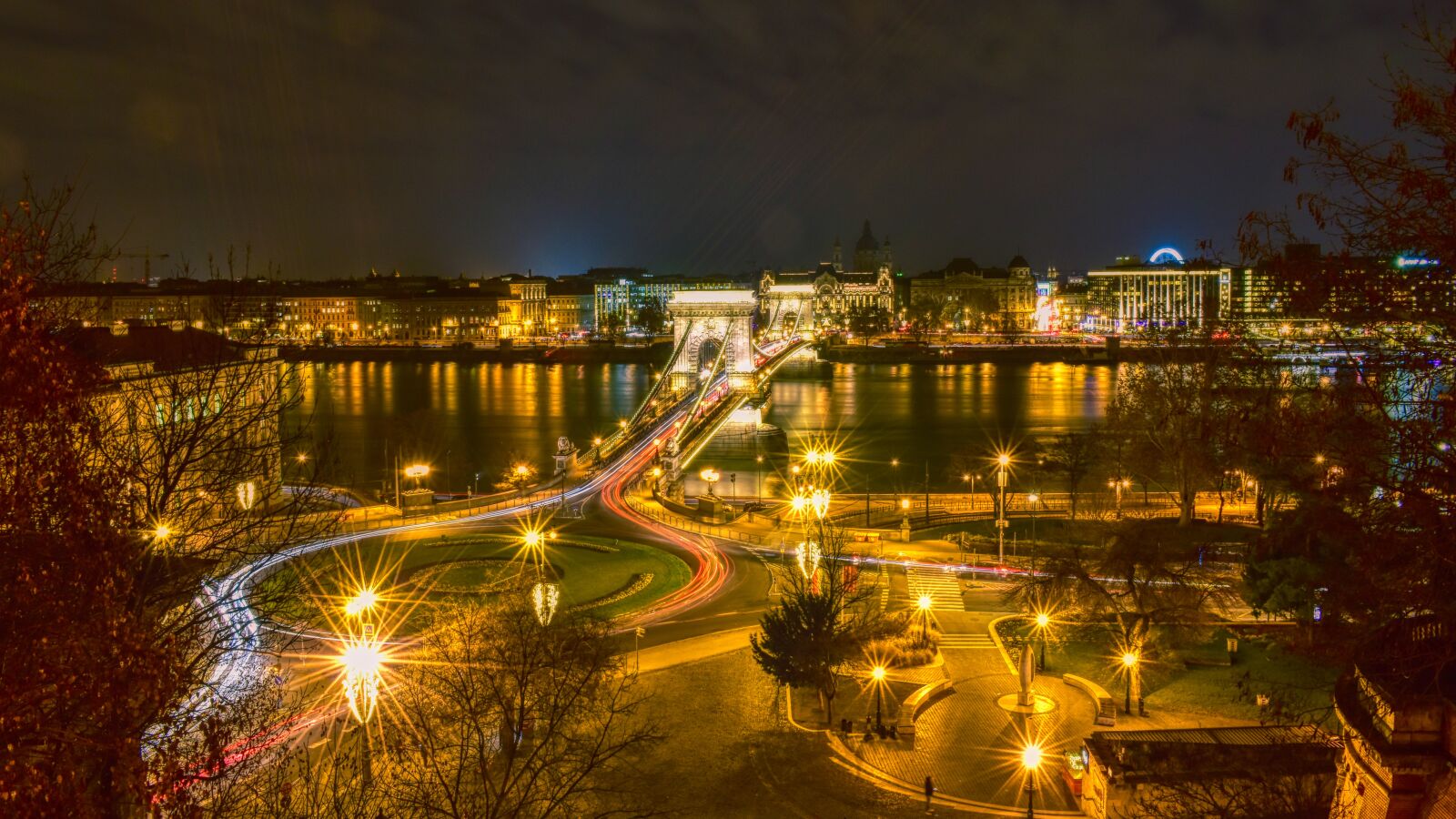 Nikon D5600 sample photo. Chain bridge, budapest, hungary photography
