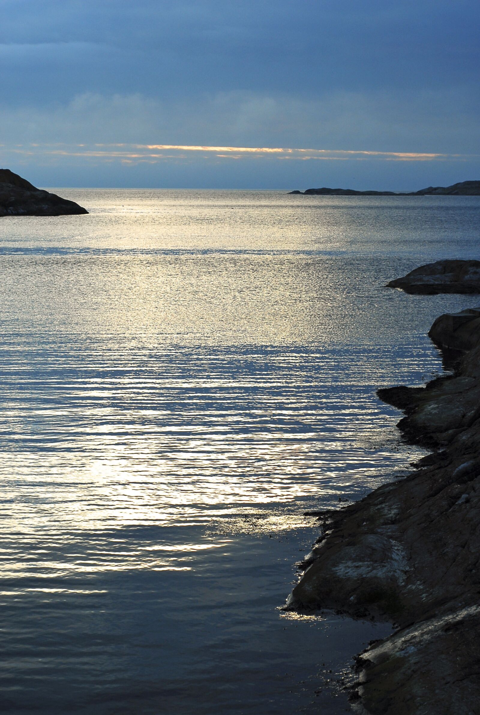 Nikon D200 sample photo. Coastal, sweden, water photography