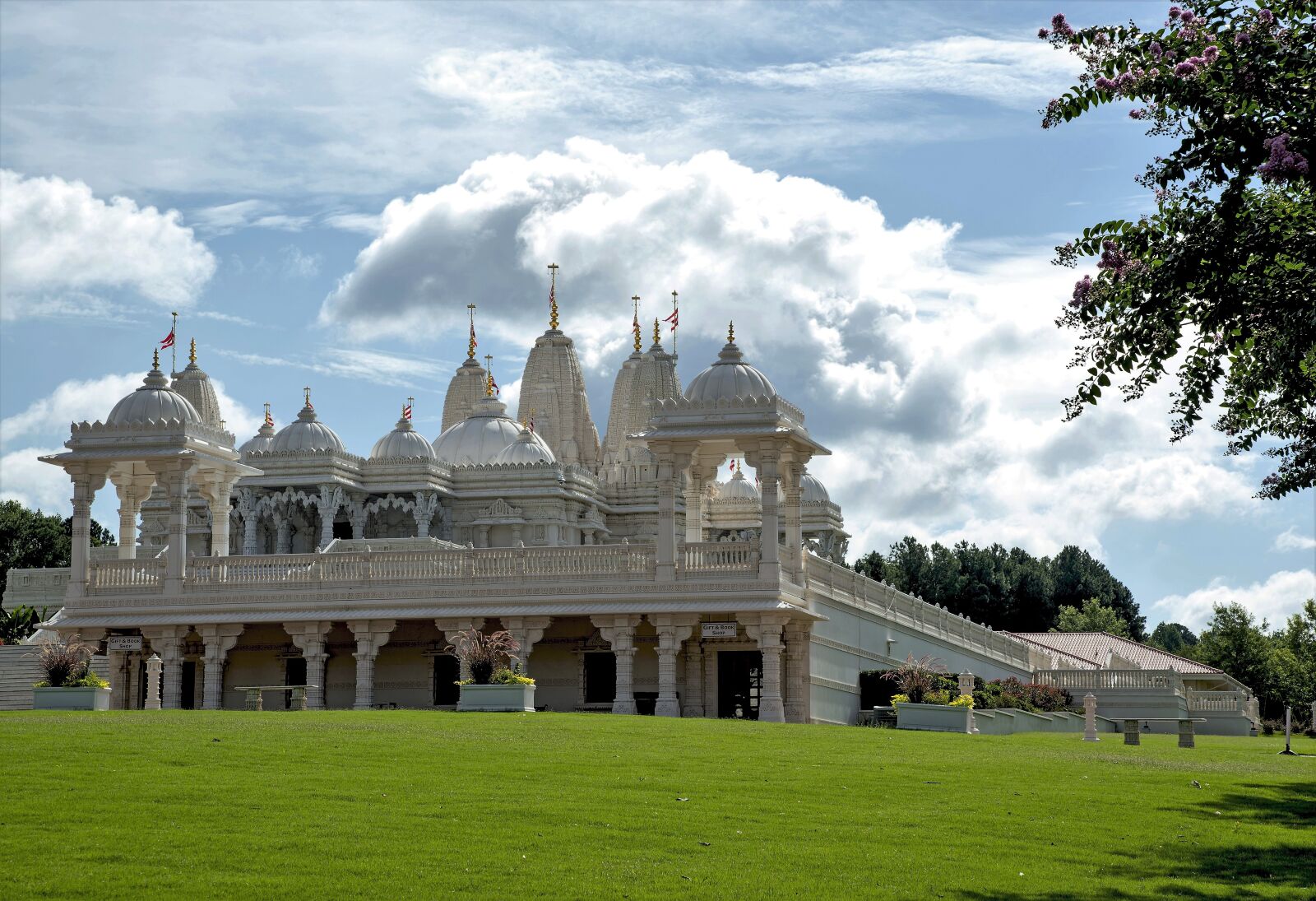 Nikon D610 sample photo. Hindu temple, temple, religion photography