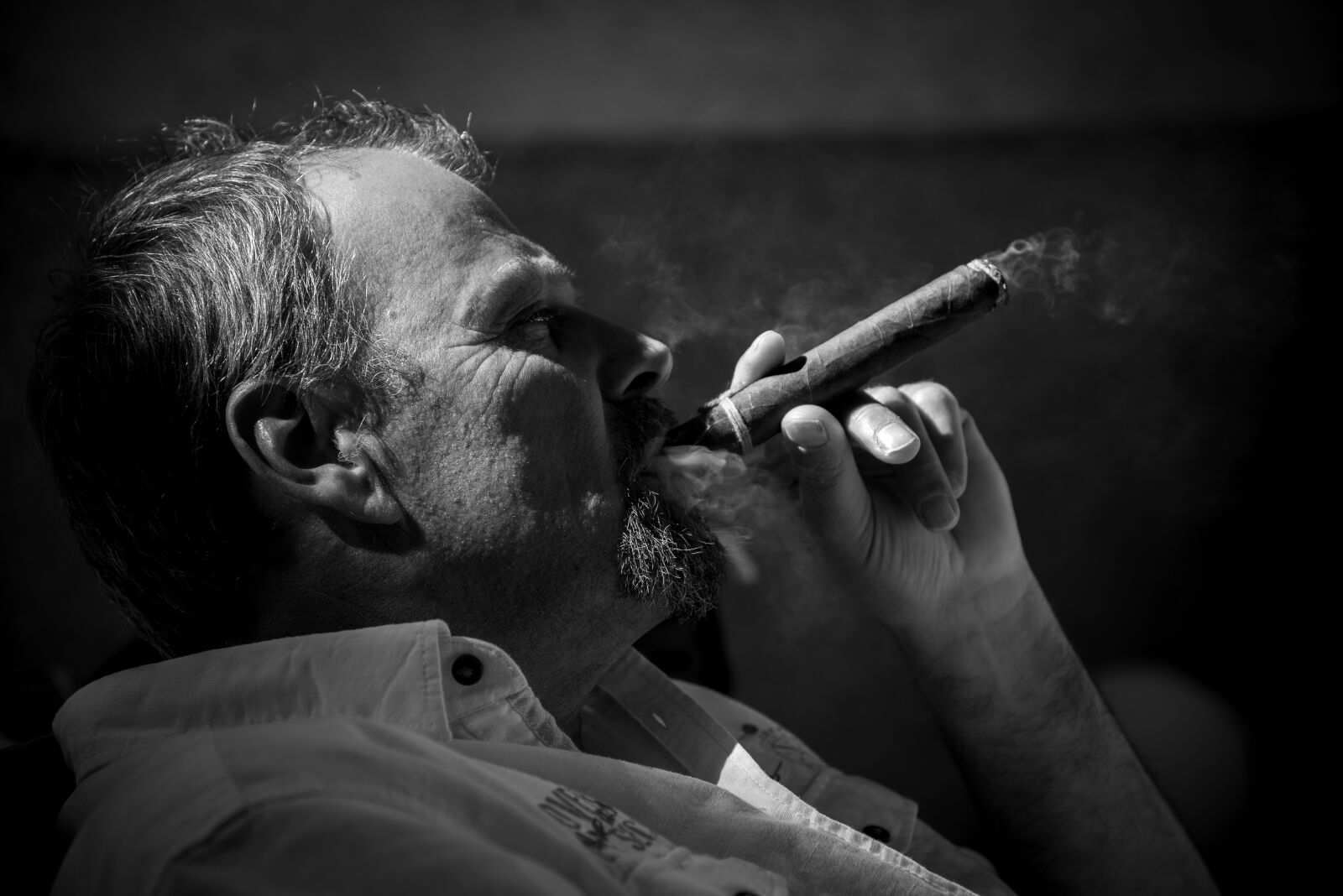 Nikon D750 sample photo. Man, cigar, black white photography