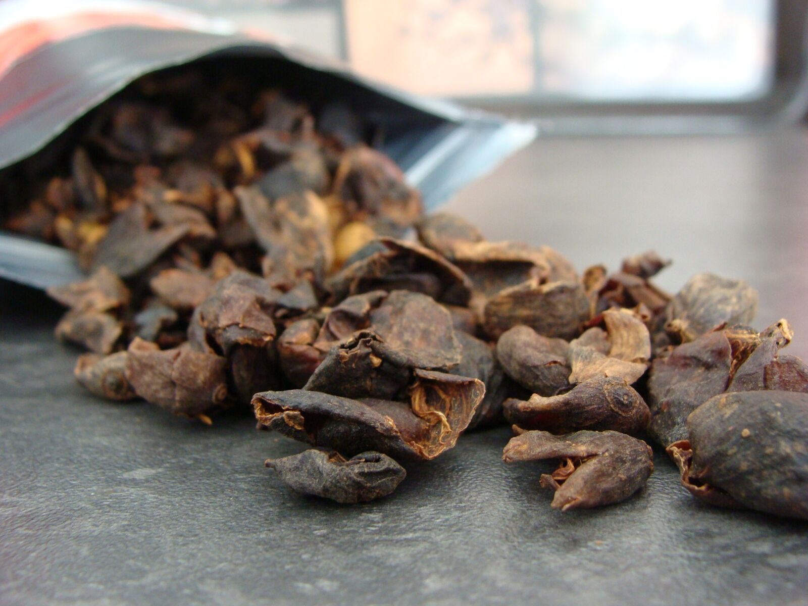 Sony Cyber-shot DSC-H10 sample photo. Cascara, cherry coffee, coffee photography