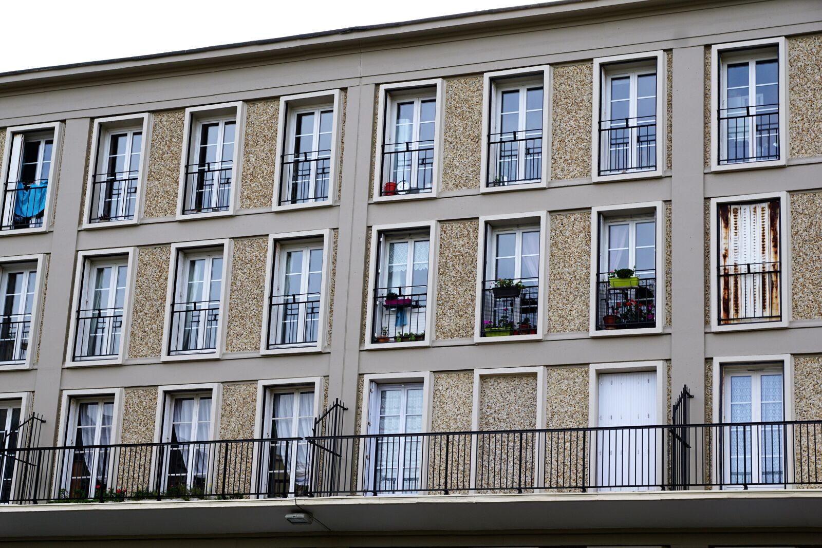 Sony DT 16-50mm F2.8 SSM sample photo. Facade, house, le havre photography
