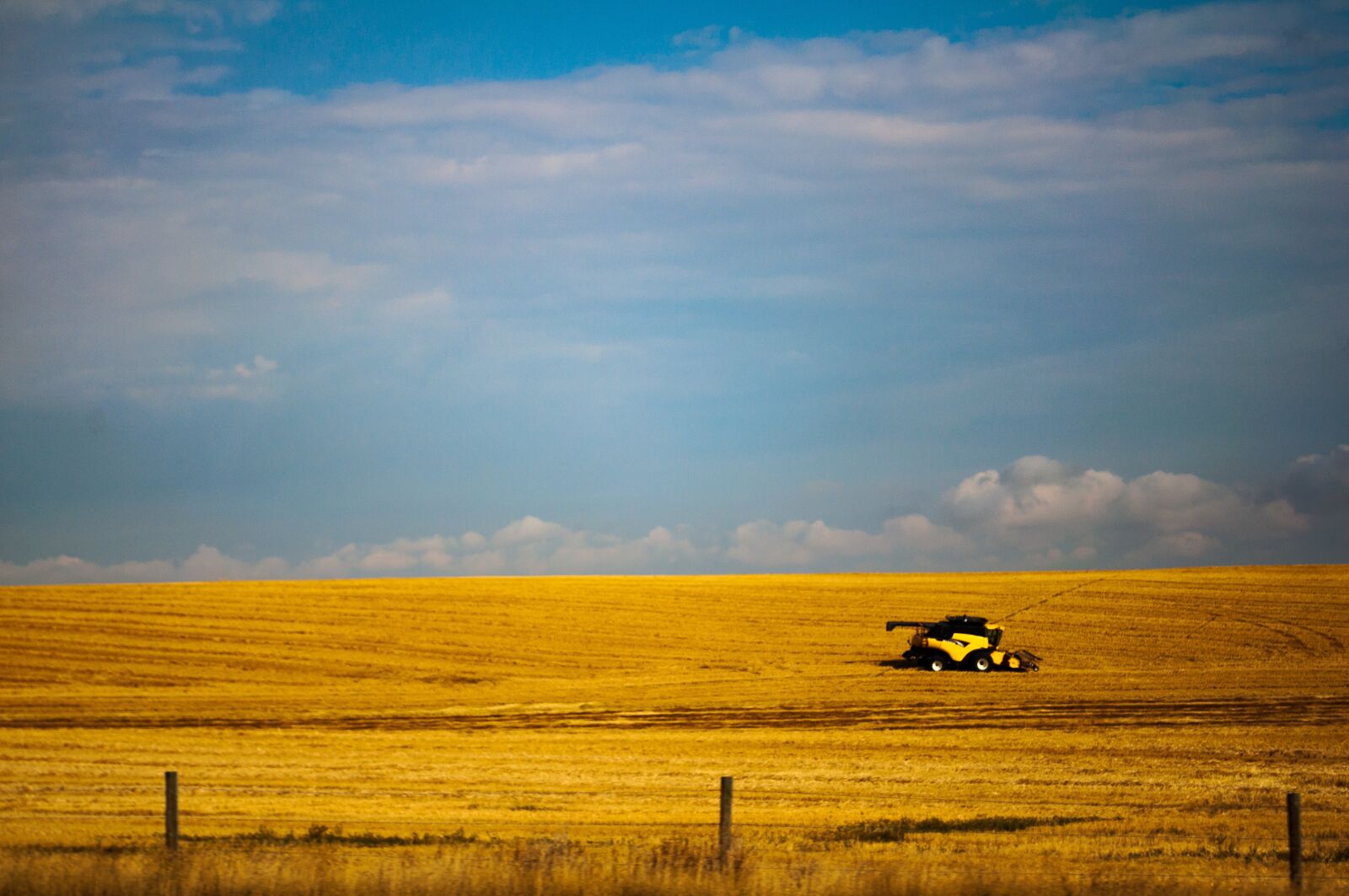 Nikon D90 sample photo. Alberta, tractor, fields photography