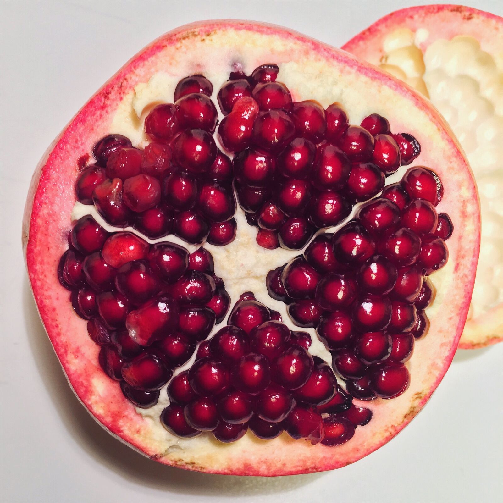 Apple iPhone 6s sample photo. Pomegranate, sonigram, closeup photography