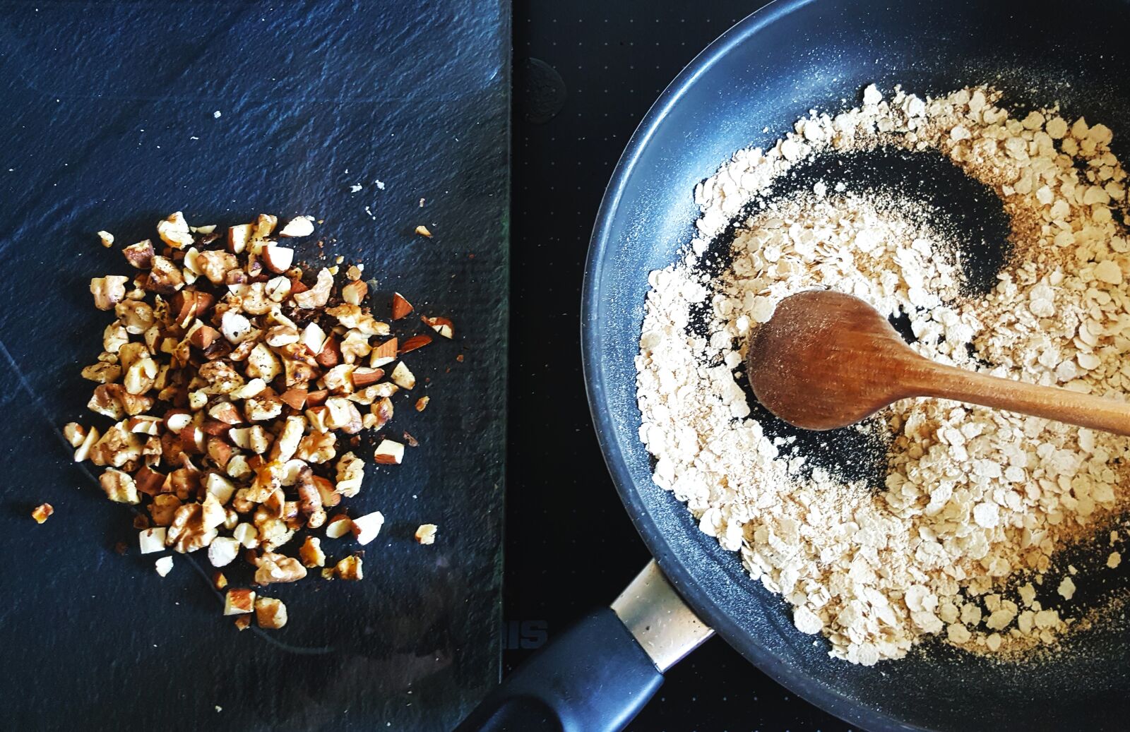 Samsung GALAXY S6 edge sample photo. Stove, pan, oatmeal photography