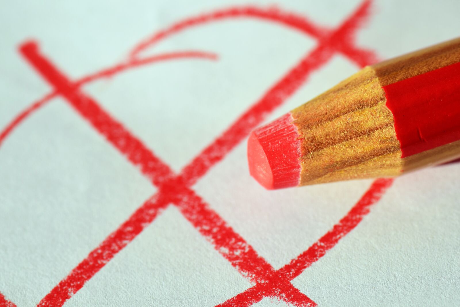 Nikon D3300 sample photo. Pen, red pen, ankreuzen photography