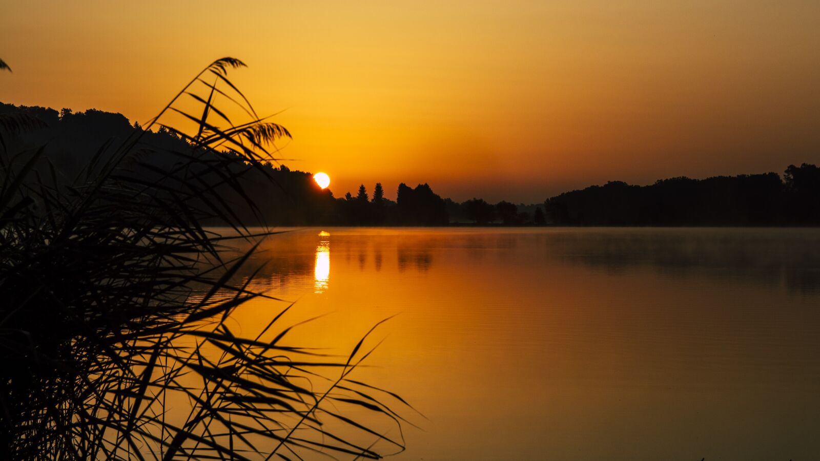 Canon EOS 650D (EOS Rebel T4i / EOS Kiss X6i) sample photo. Sunrise, destination finger lake photography