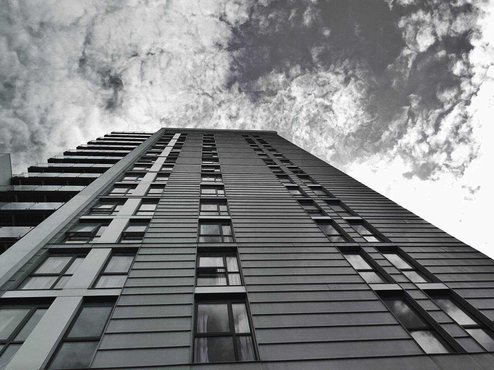 Sony DSC-HX60 sample photo. Sky, business, architecture, modern photography