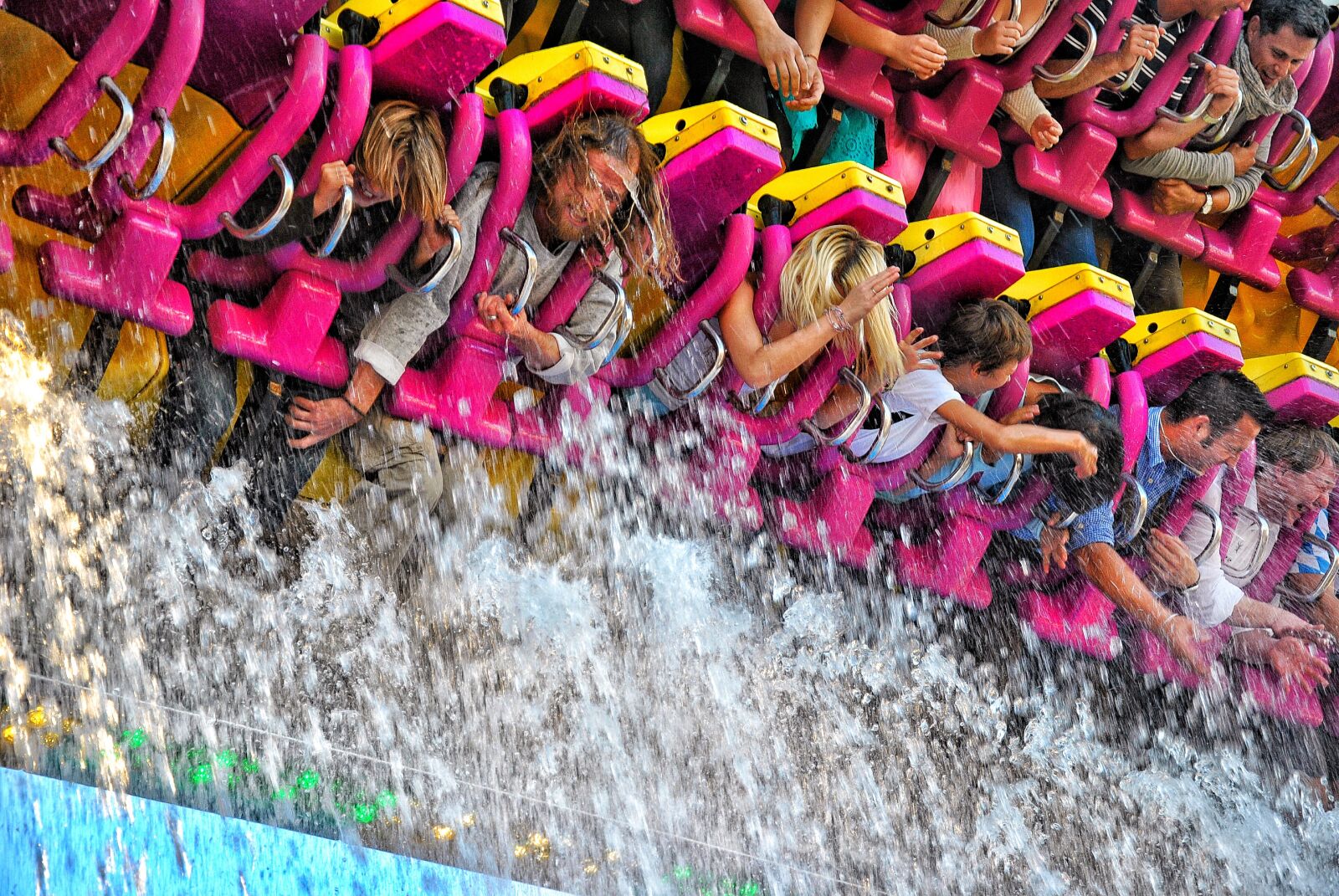 Nikon D3000 sample photo. Carnies, oktoberfest, pleasure photography