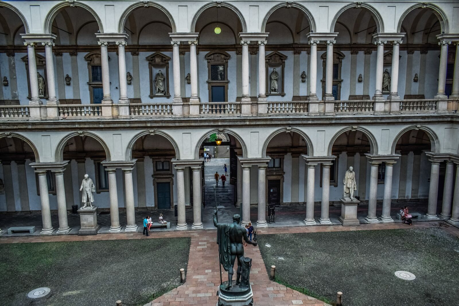 Nikon D3300 sample photo. Pinacoteca di brera, architecture photography