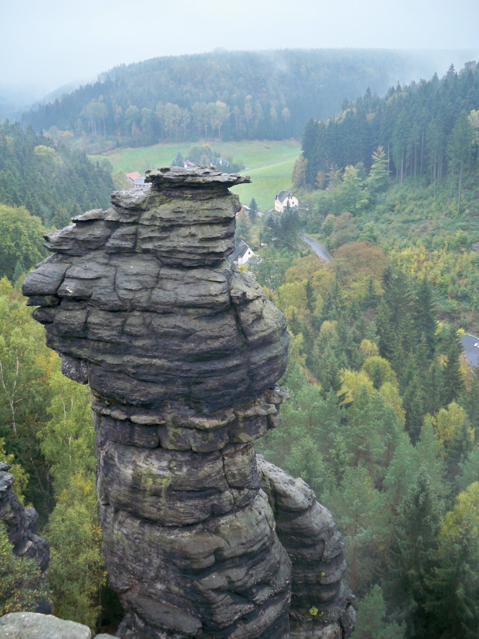 Kodak EasyShare M1033 sample photo. Saxon switzerland, sand stone photography