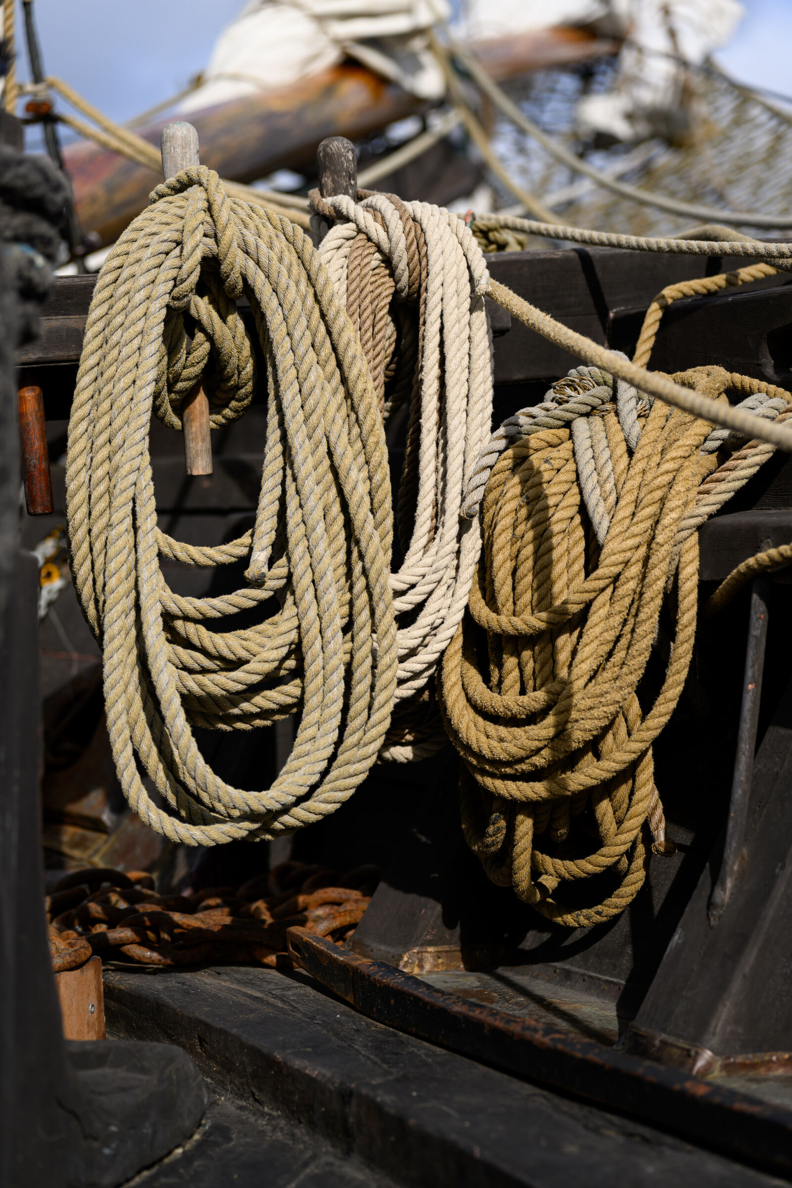 Tamron 35-150mm F2-2.8 Di III VXD sample photo. Sailboat ropes photography