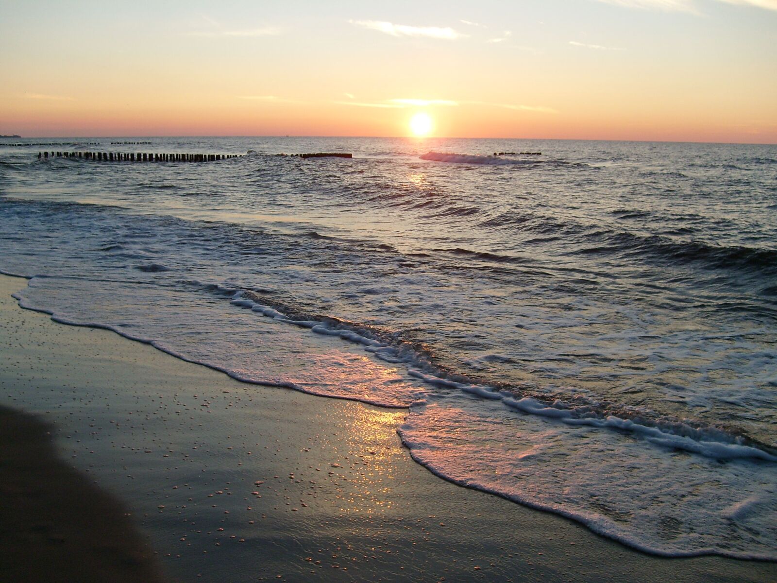 Samsung KENOX S730  / Samsung S730 sample photo. Beach, west, sun photography