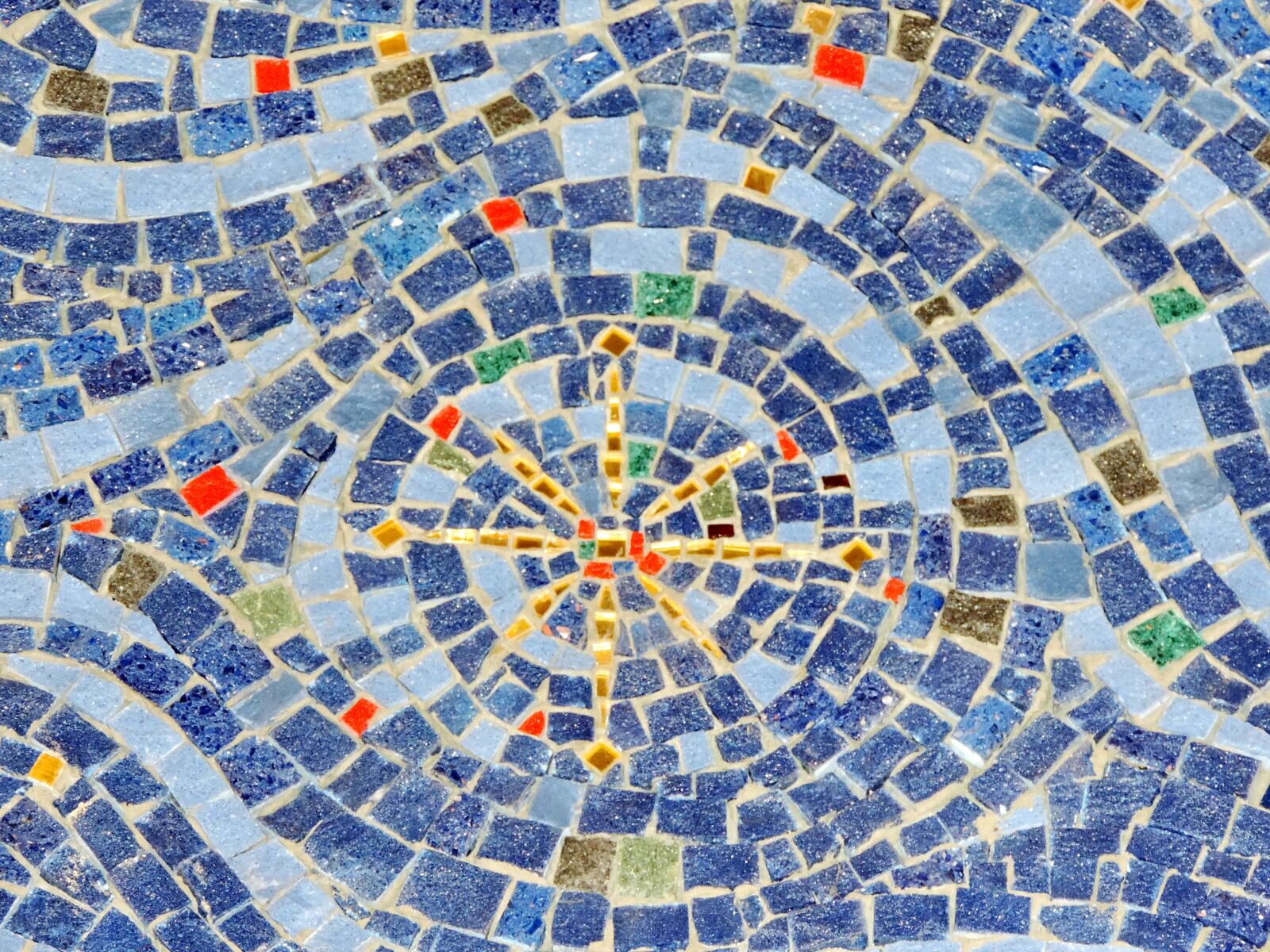 Nikon Coolpix P520 sample photo. Arabesque, mosaic, abstract, architecture photography