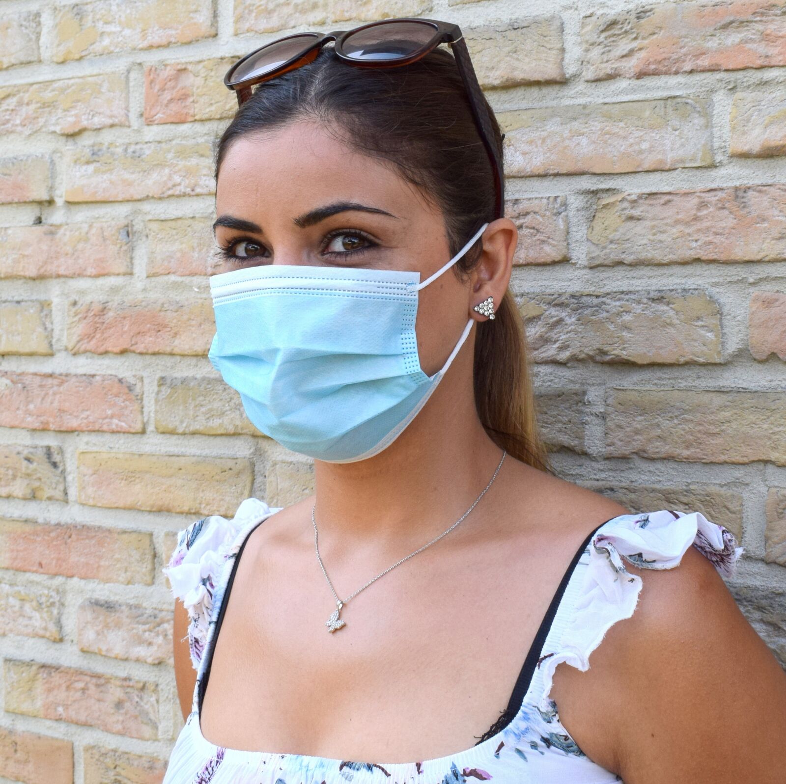 Nikon D5300 sample photo. Protective mask, corona, feline photography