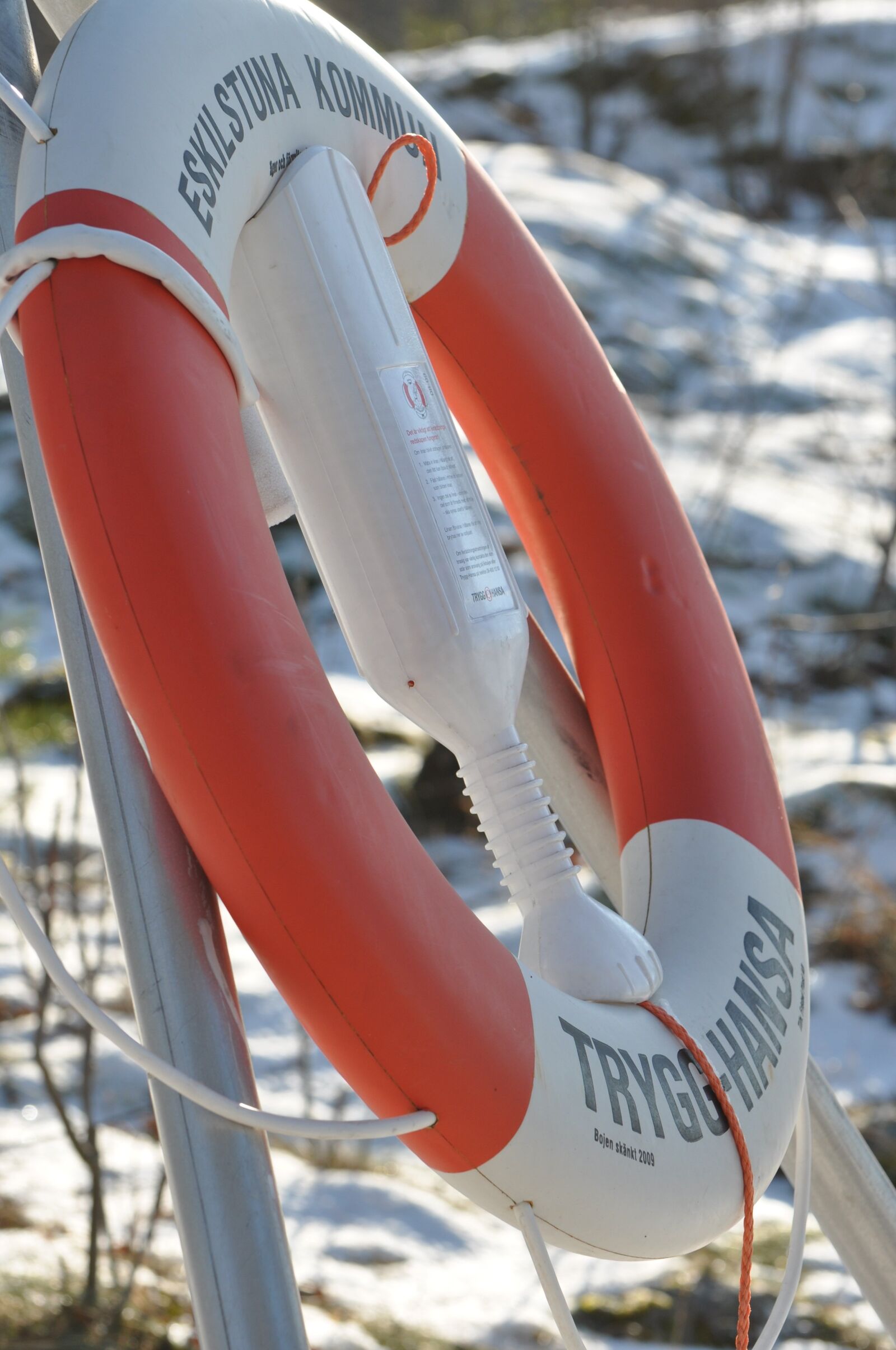 Nikon D90 sample photo. Lifebuoy, rescue, buoy photography